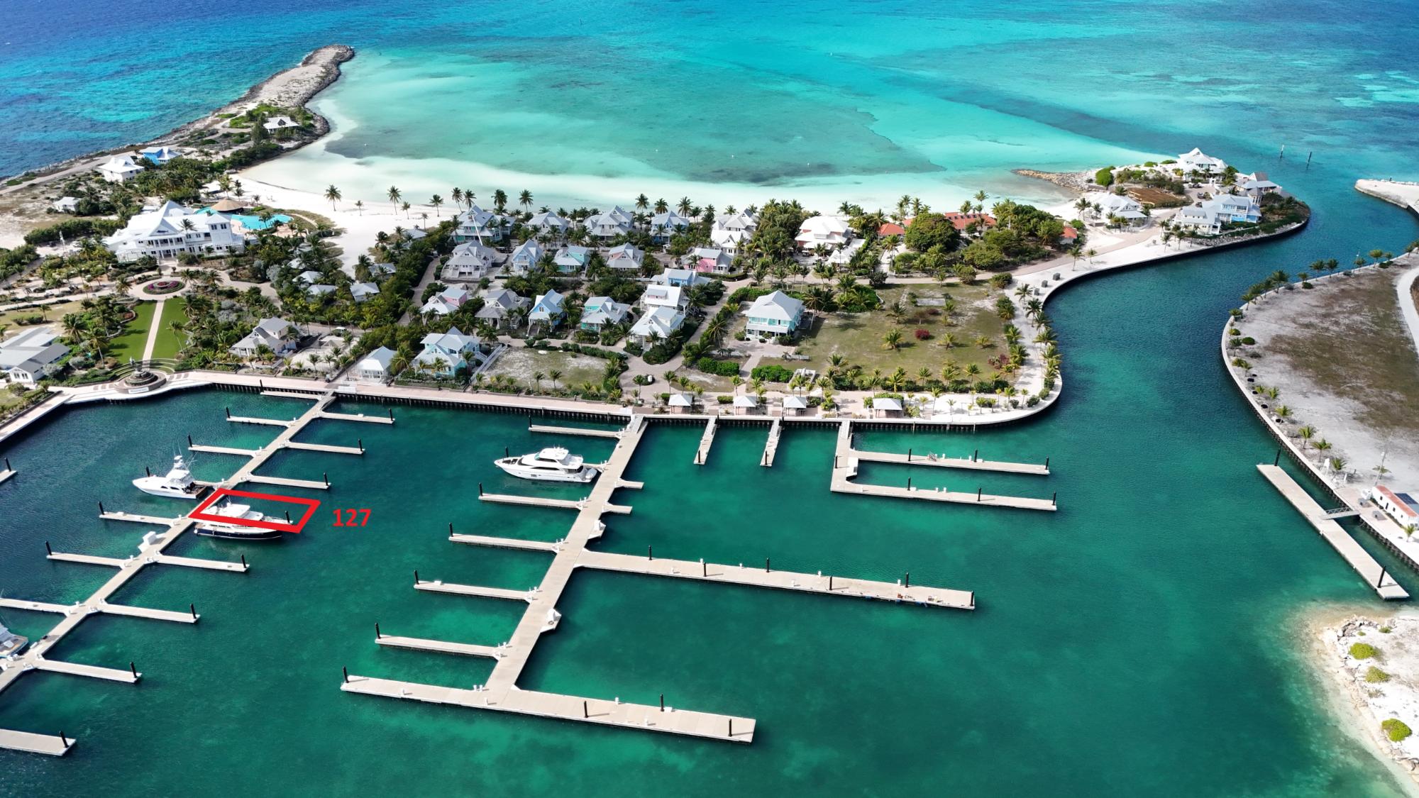 CHUB CAY RESORT & MARINA