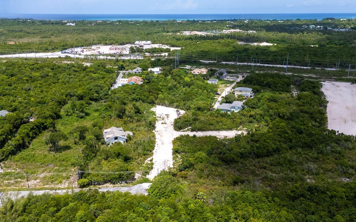 15B COUNTRY CLUB ESTATES