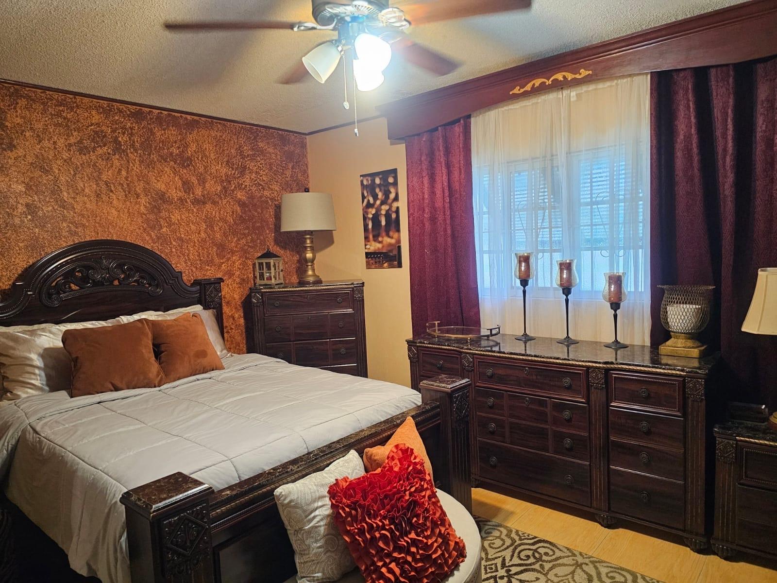 HIGHLAND PARK VILLAS