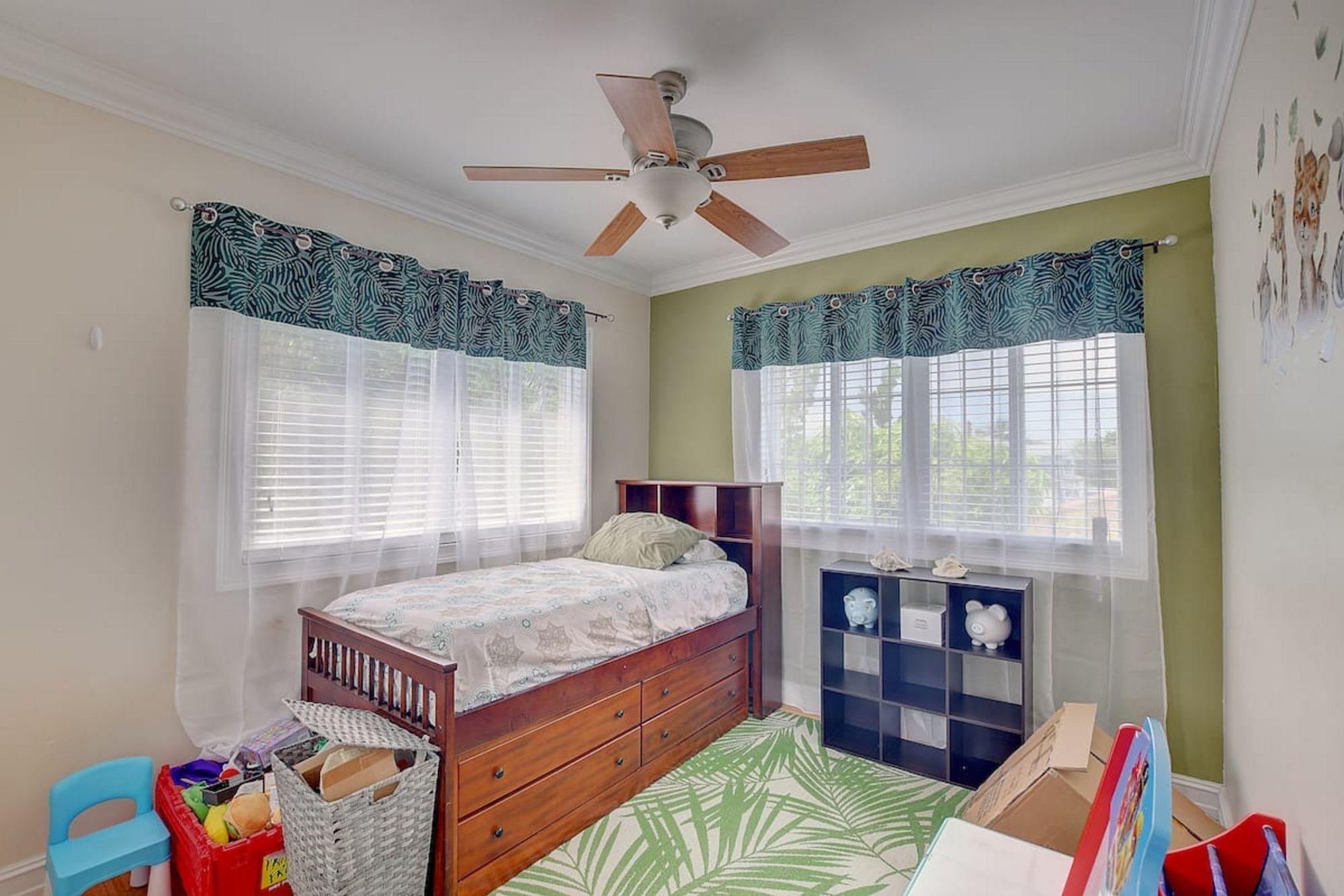 Unit5 Sea View Drive