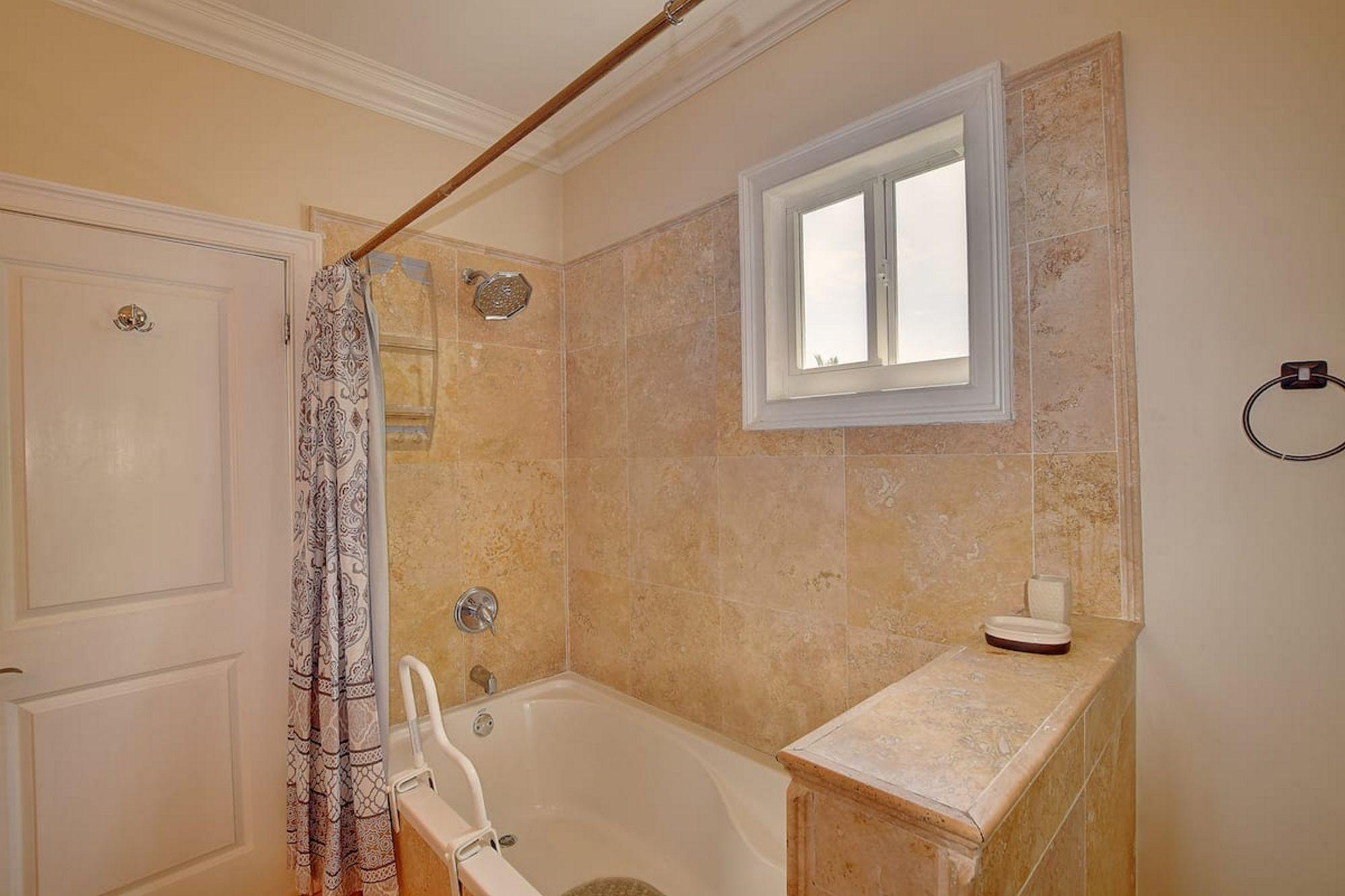 Unit5 Sea View Drive