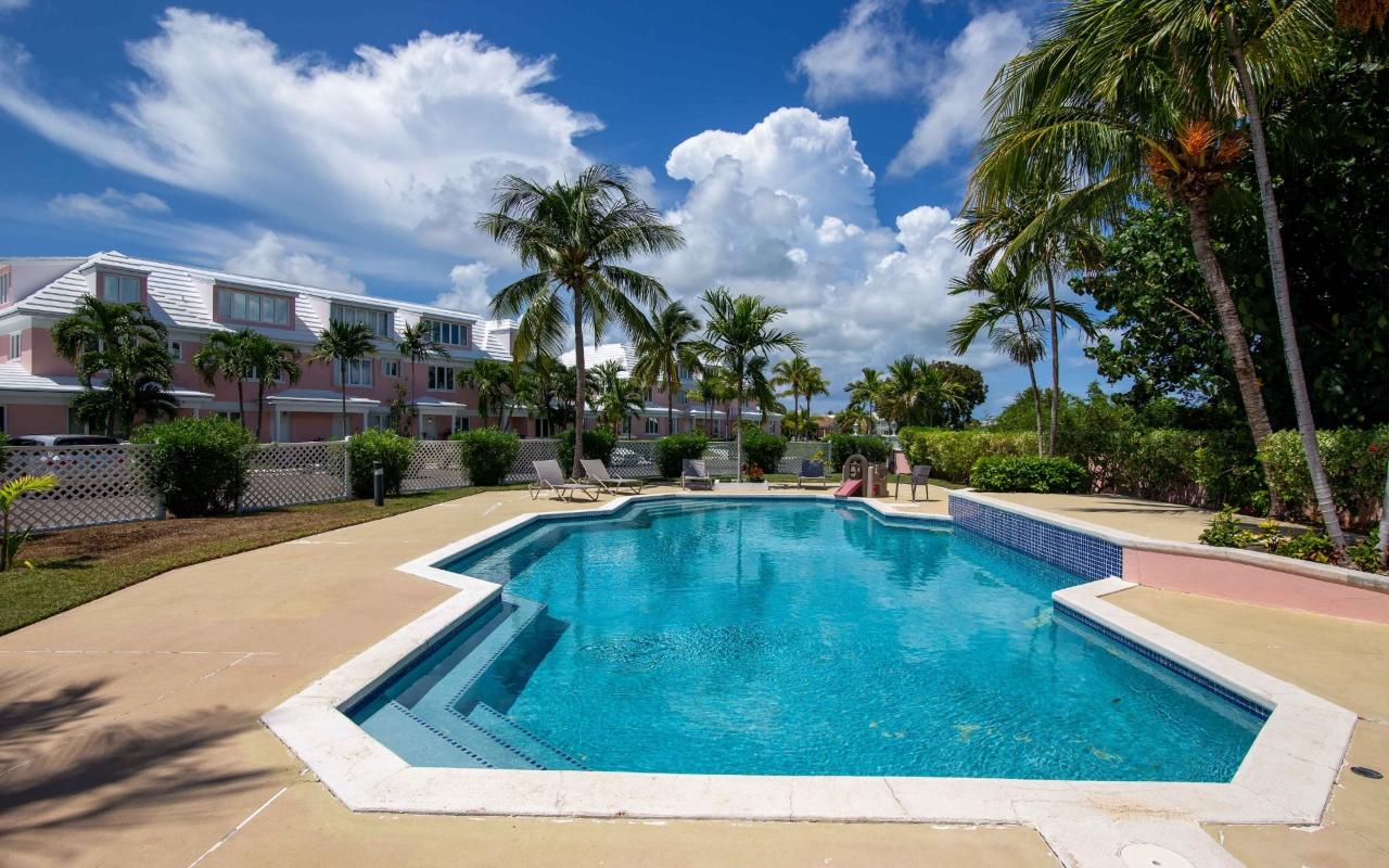 SEAPOINTE DRIVE