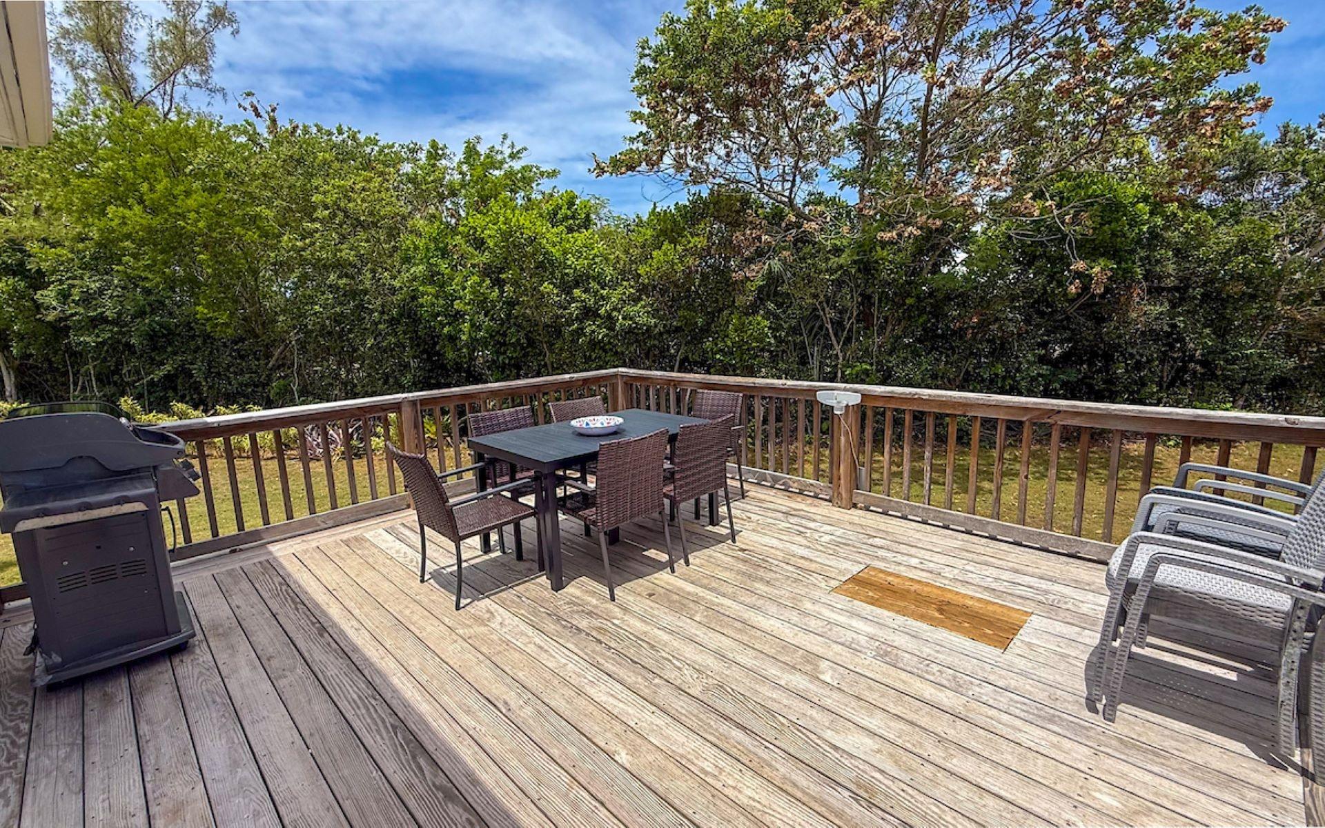 TIPSY PALM VILLA, TEN BAY