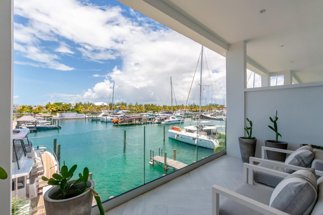 One Marina Palm Cay