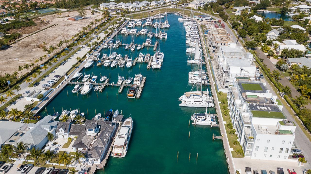 One Marina Palm Cay