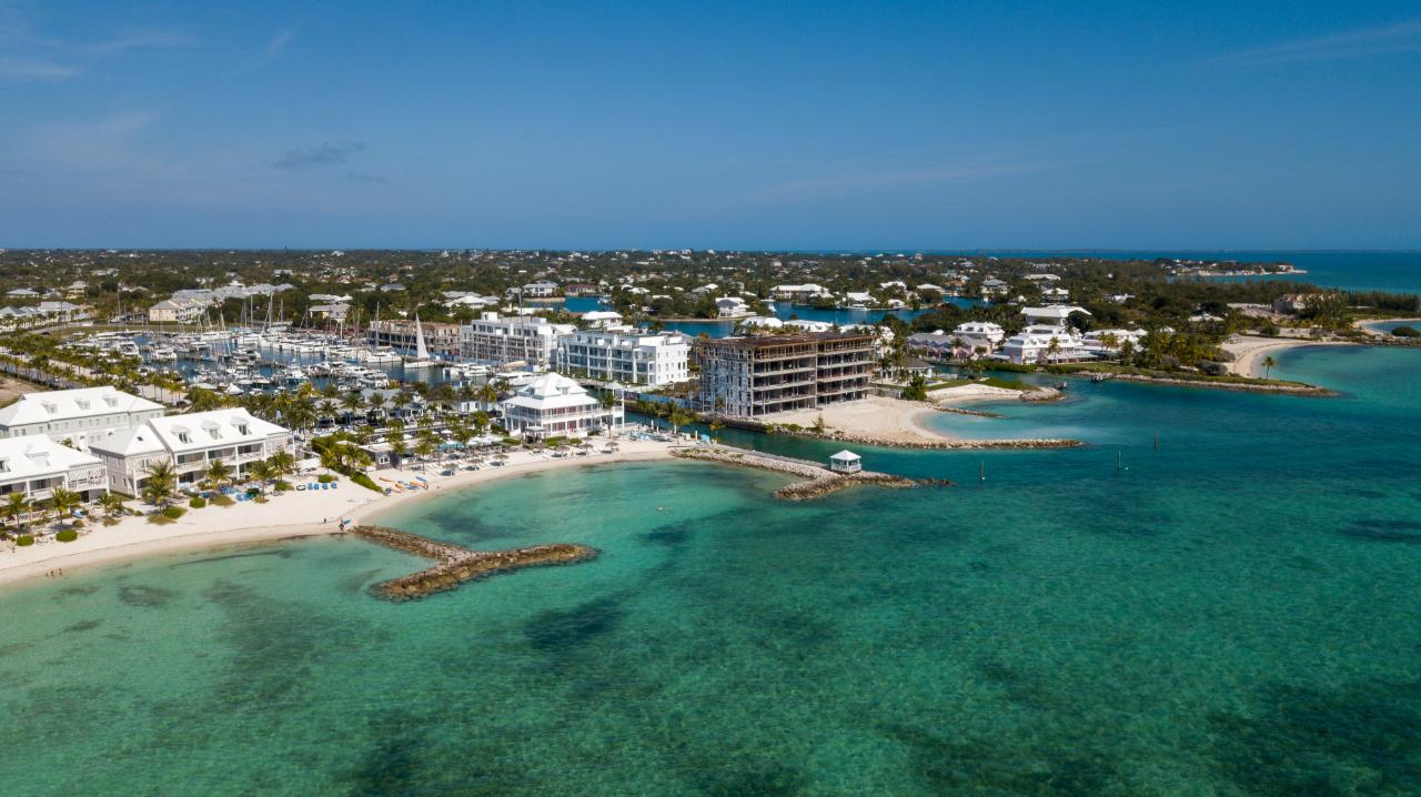 One Marina Palm Cay