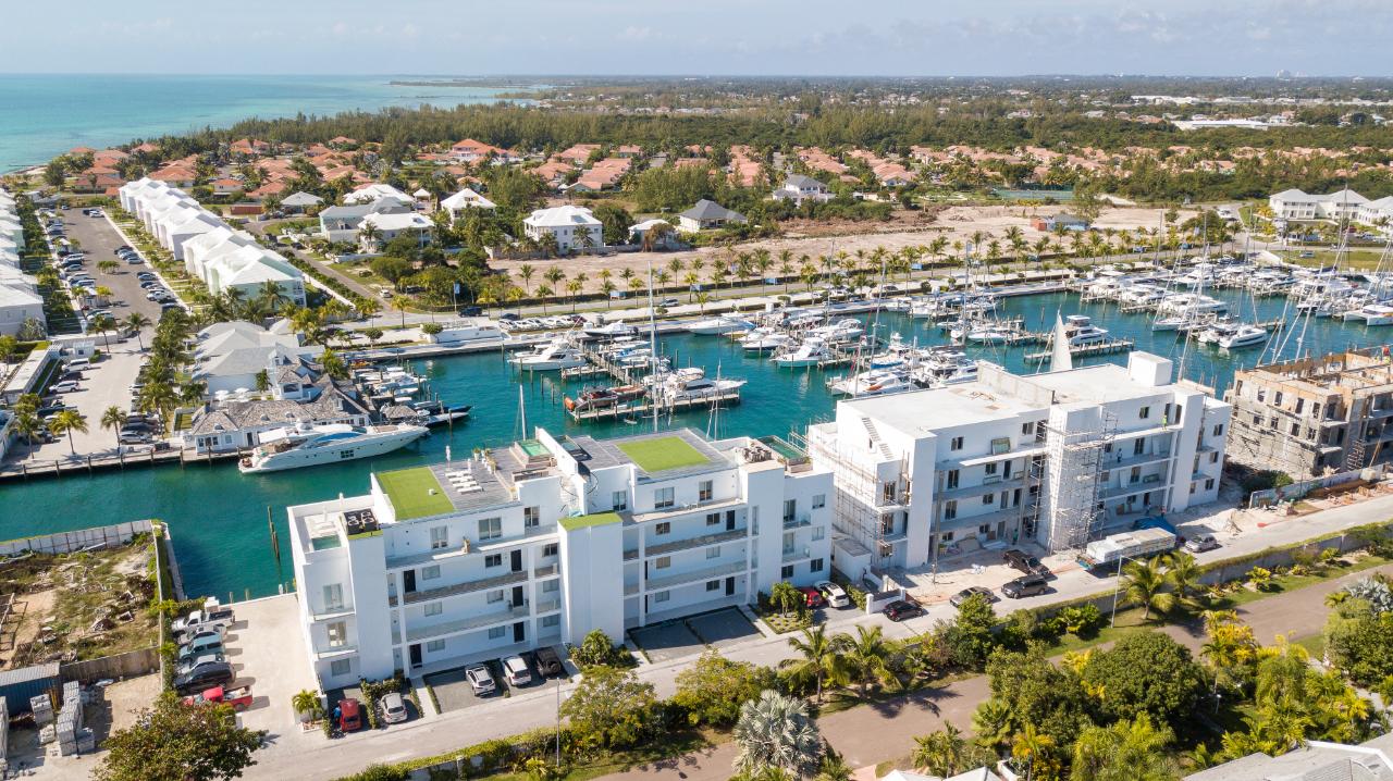 One Marina Palm Cay