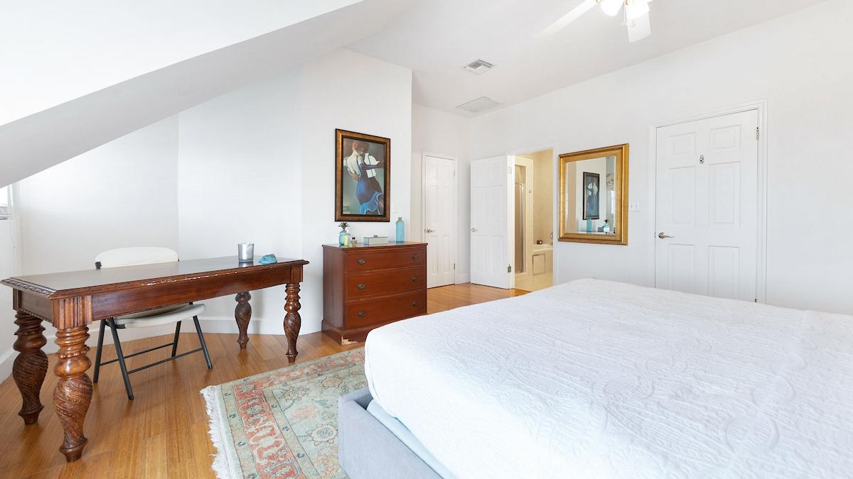 LAGOON COURT CONDO