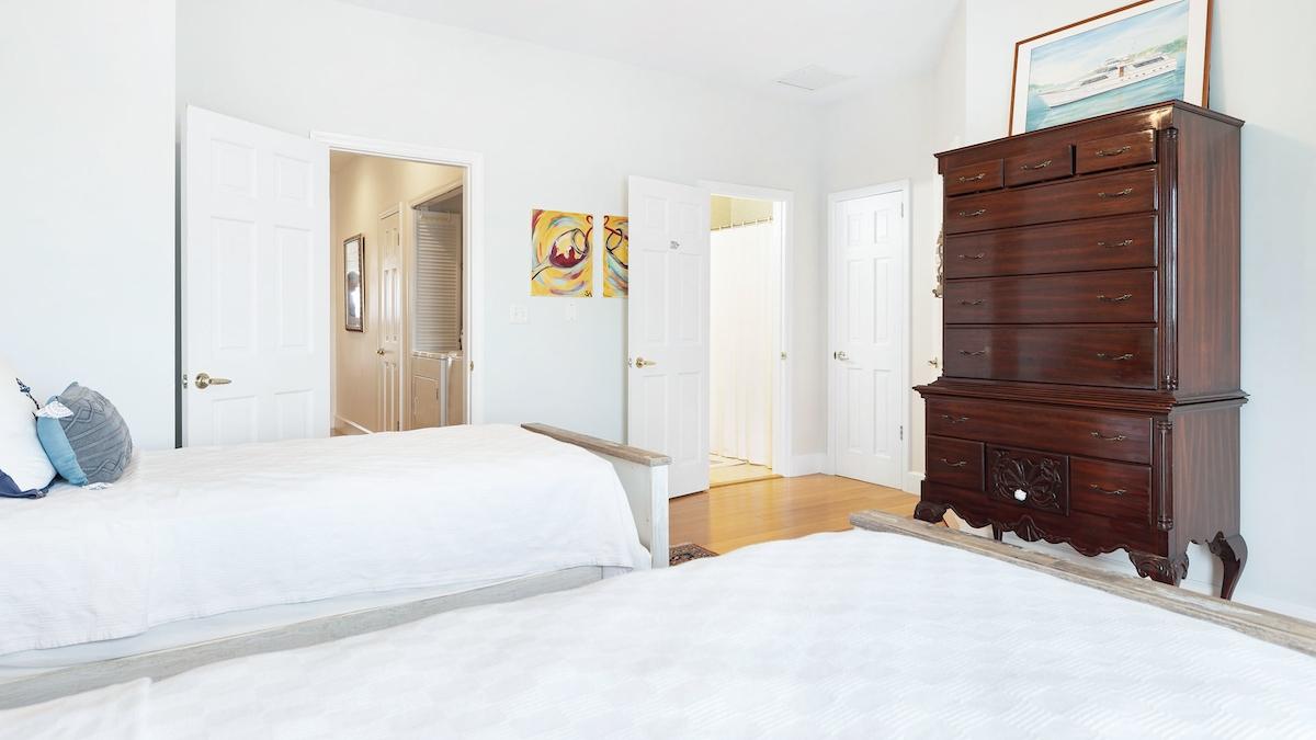 LAGOON COURT CONDO