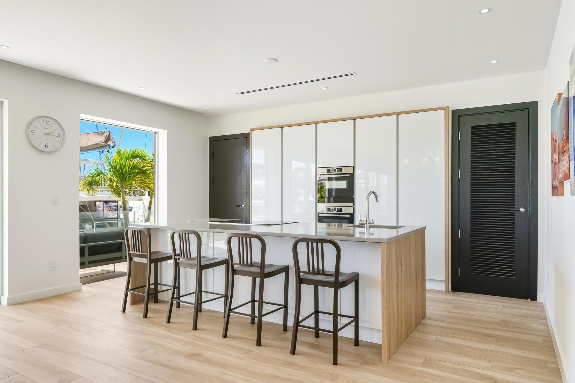 Palm Cay Condo