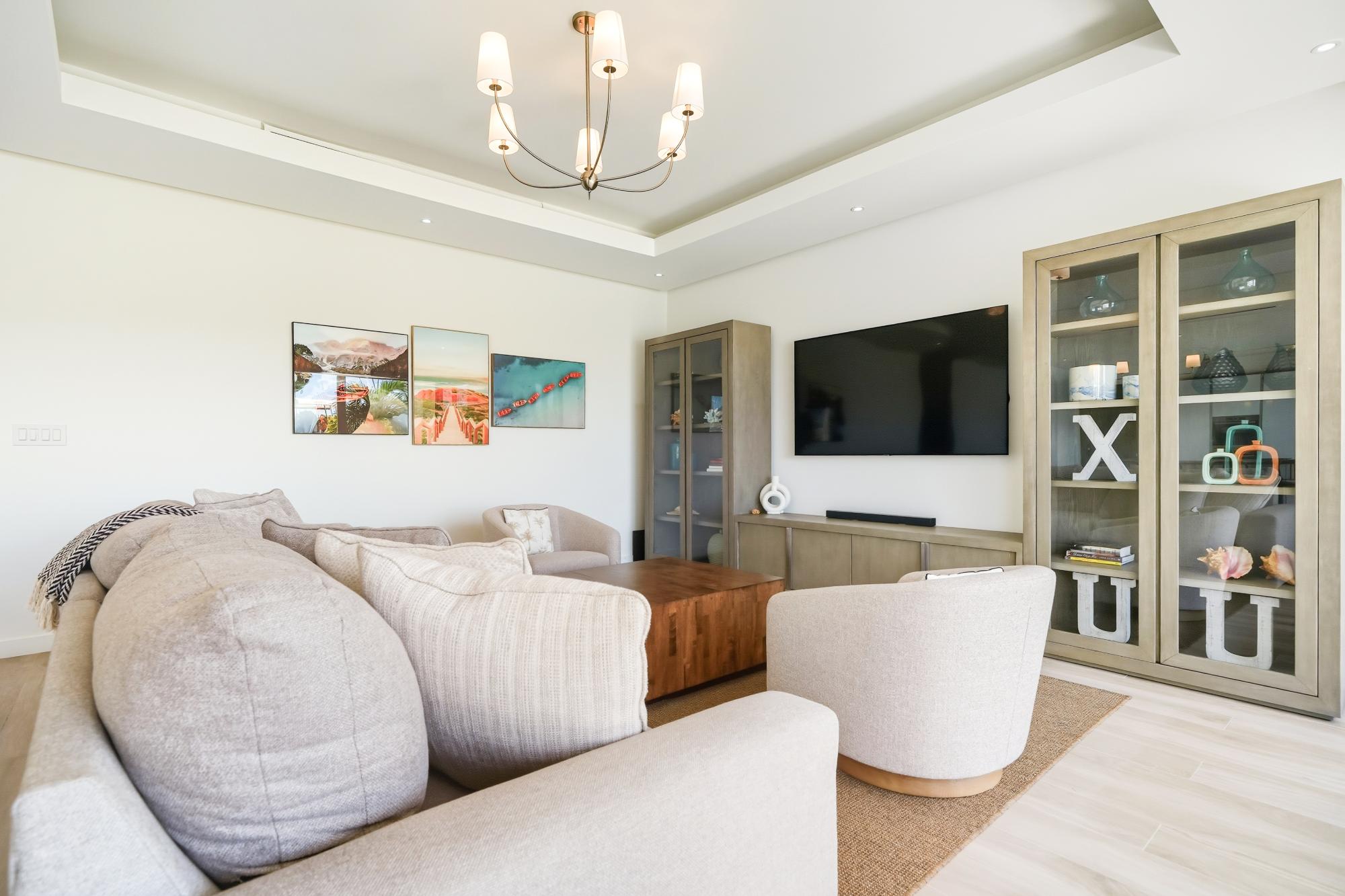 Palm Cay Condo