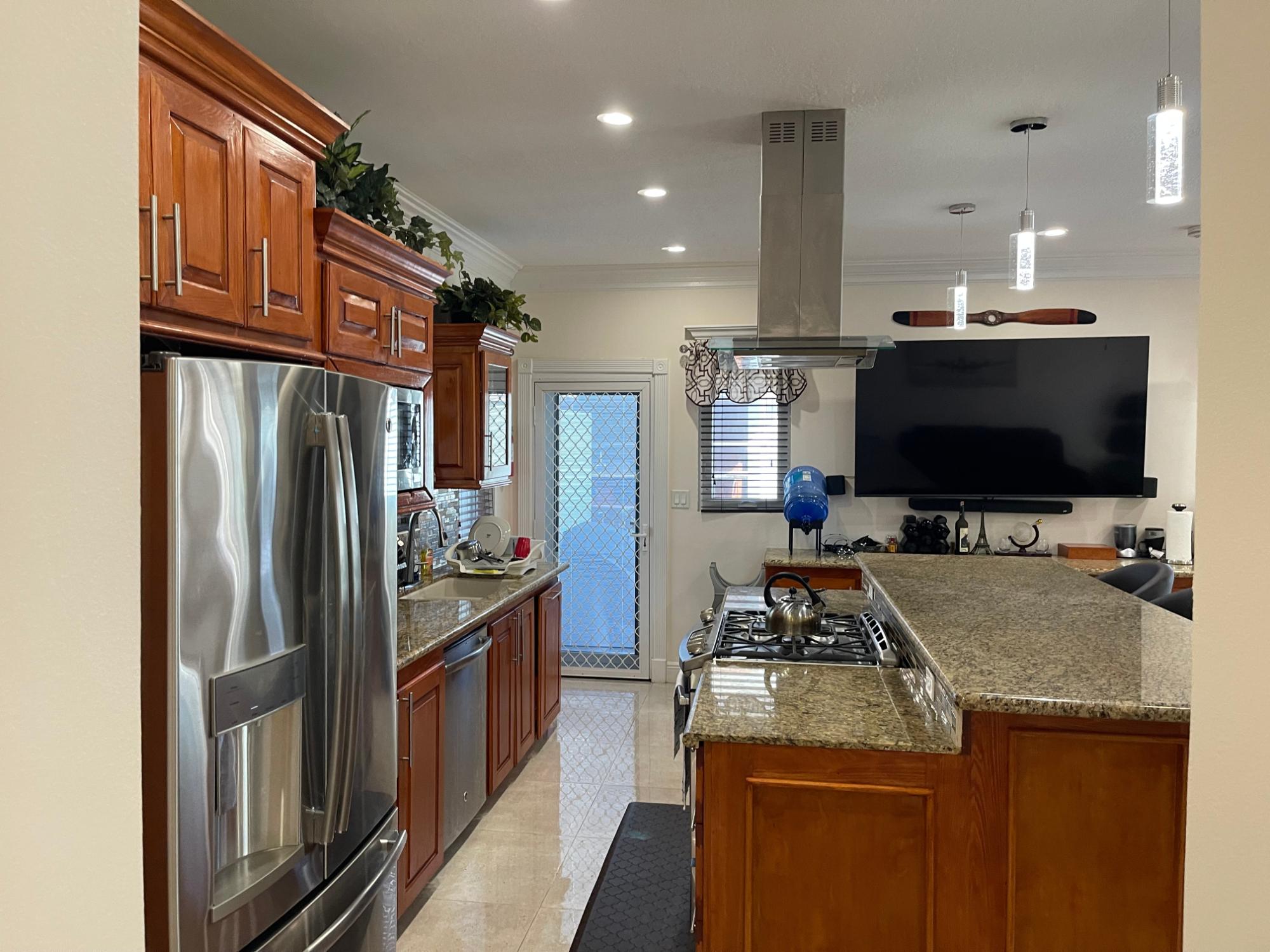 450 WEST WINDS DUPLEX TOWNHOUSE