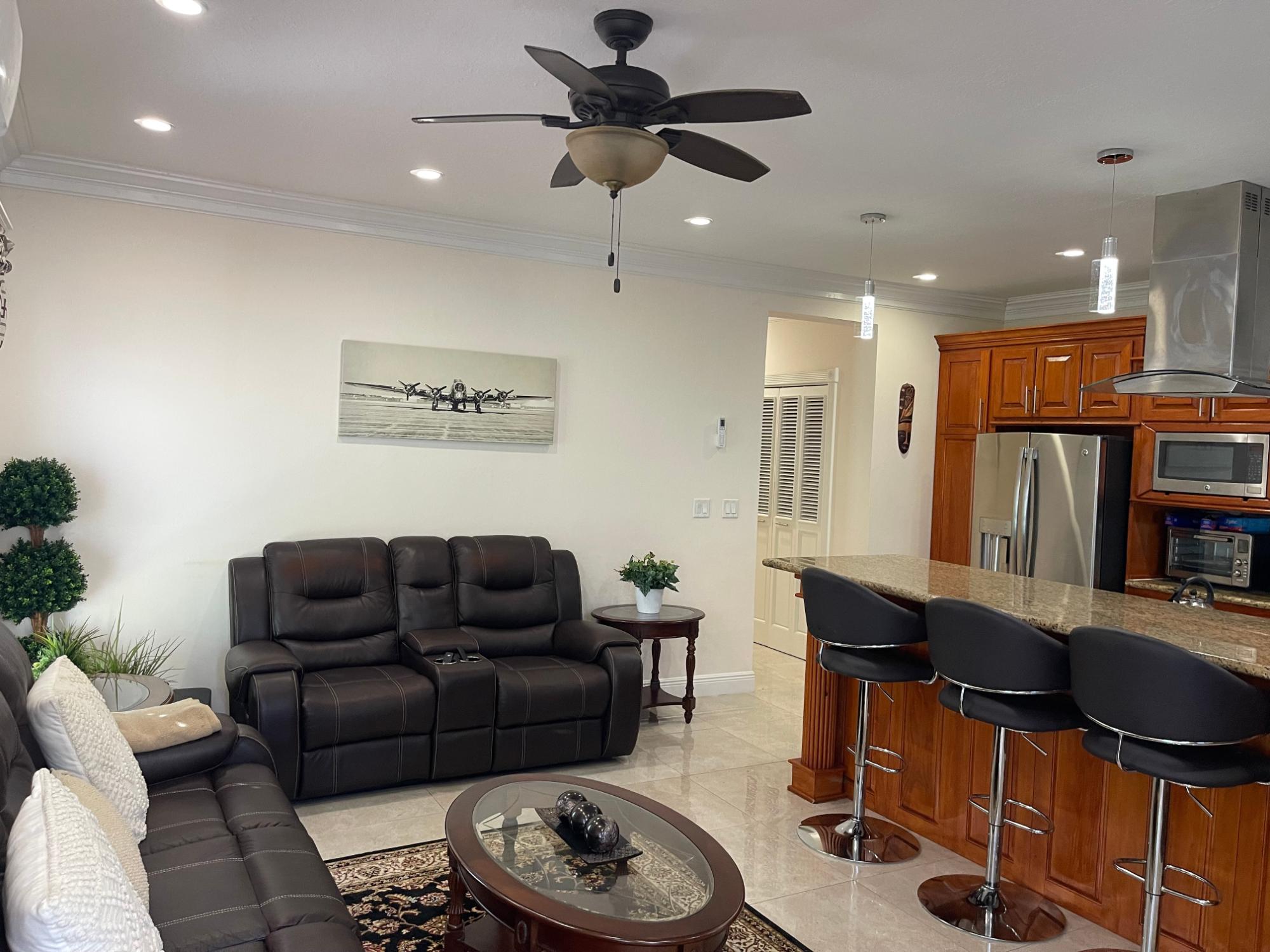 450 WEST WINDS DUPLEX TOWNHOUSE