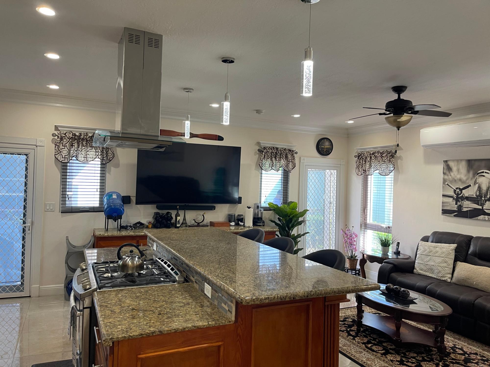 450 WEST WINDS DUPLEX TOWNHOUSE