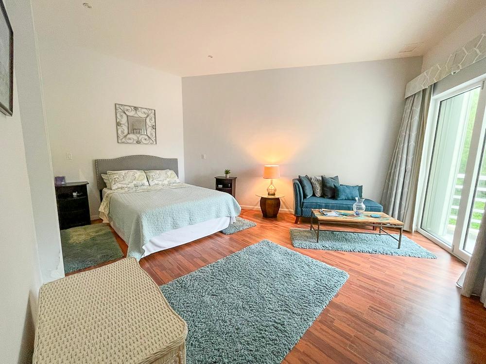 OCEANVIEW CONDO