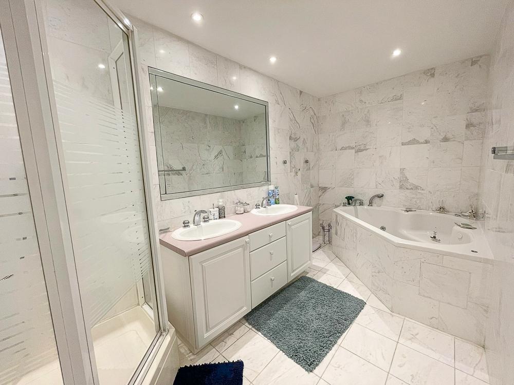 OCEANVIEW CONDO