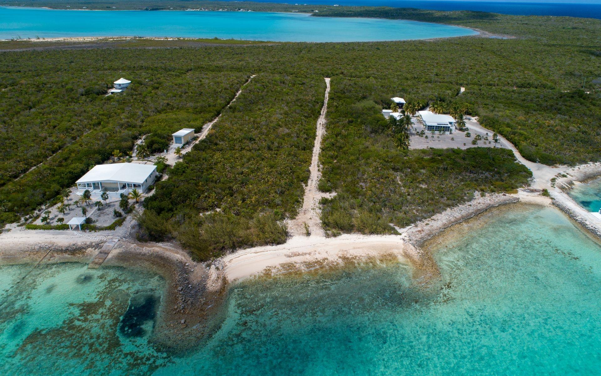 BEACHFRONT INDIAN HOLE PT