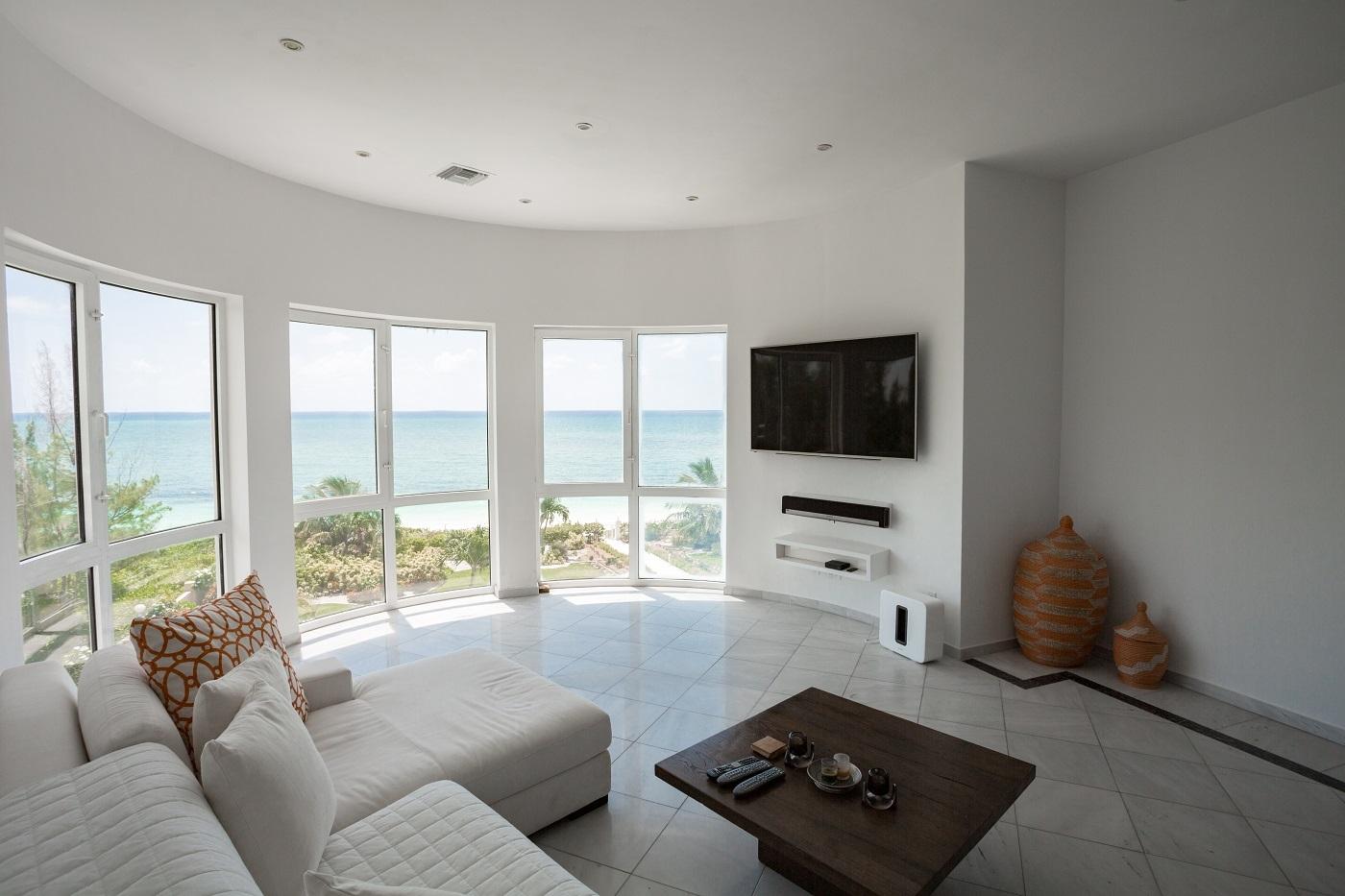 THE OCEANVIEW