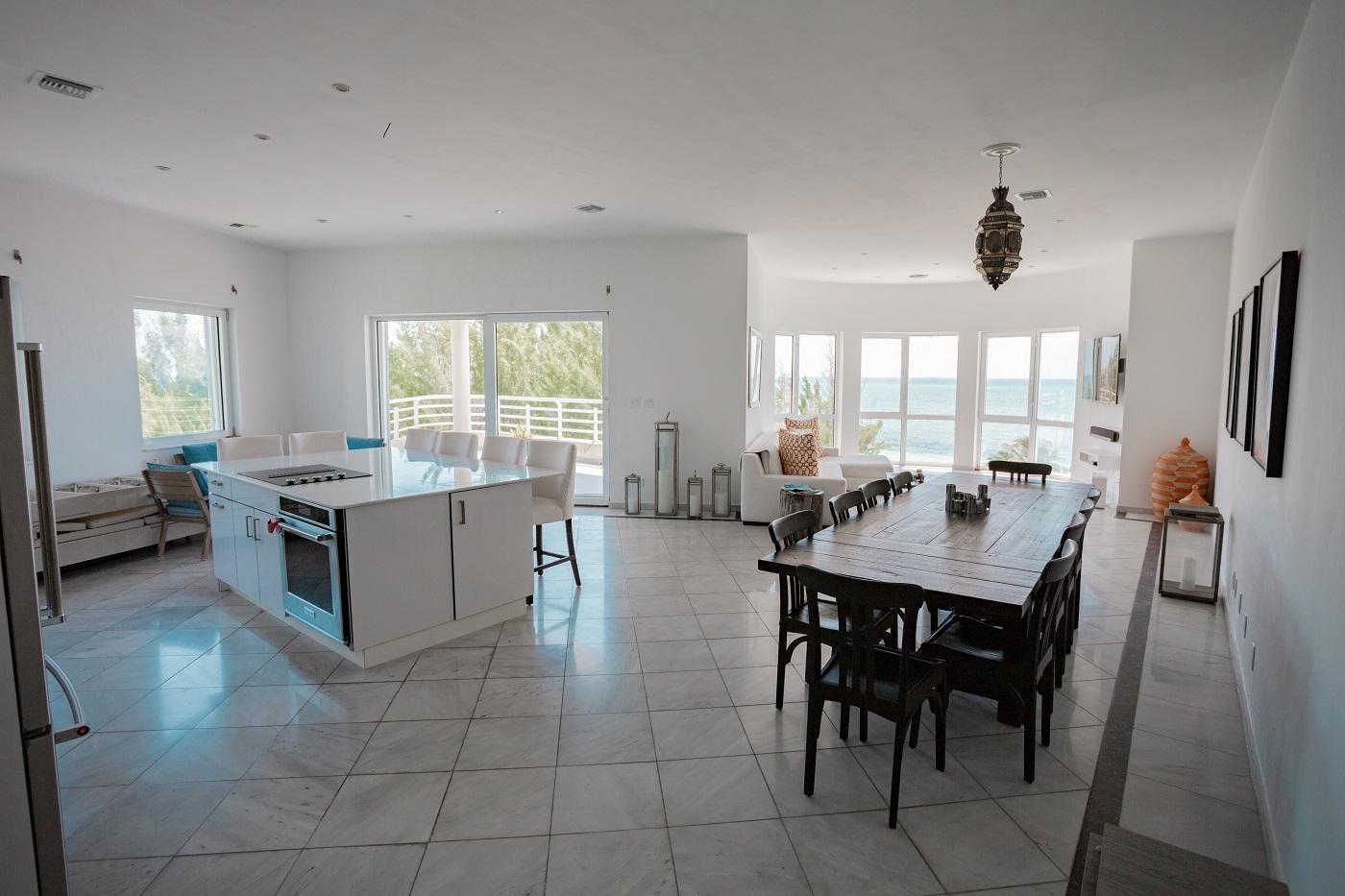 THE OCEANVIEW
