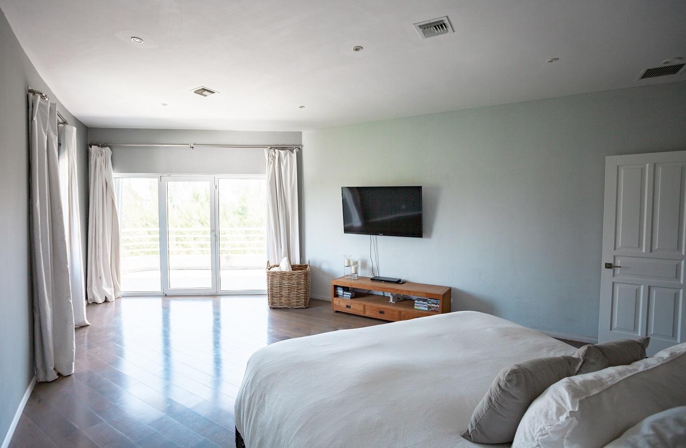 THE OCEANVIEW