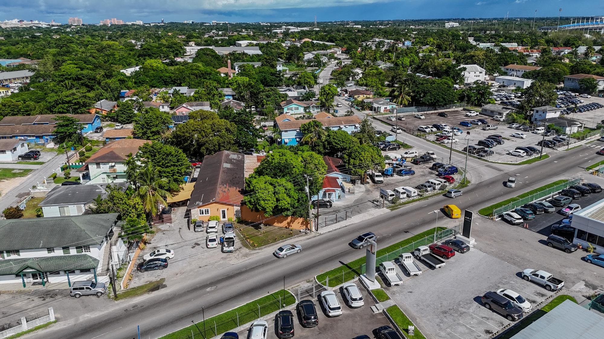Thompson Blvd, 9&10