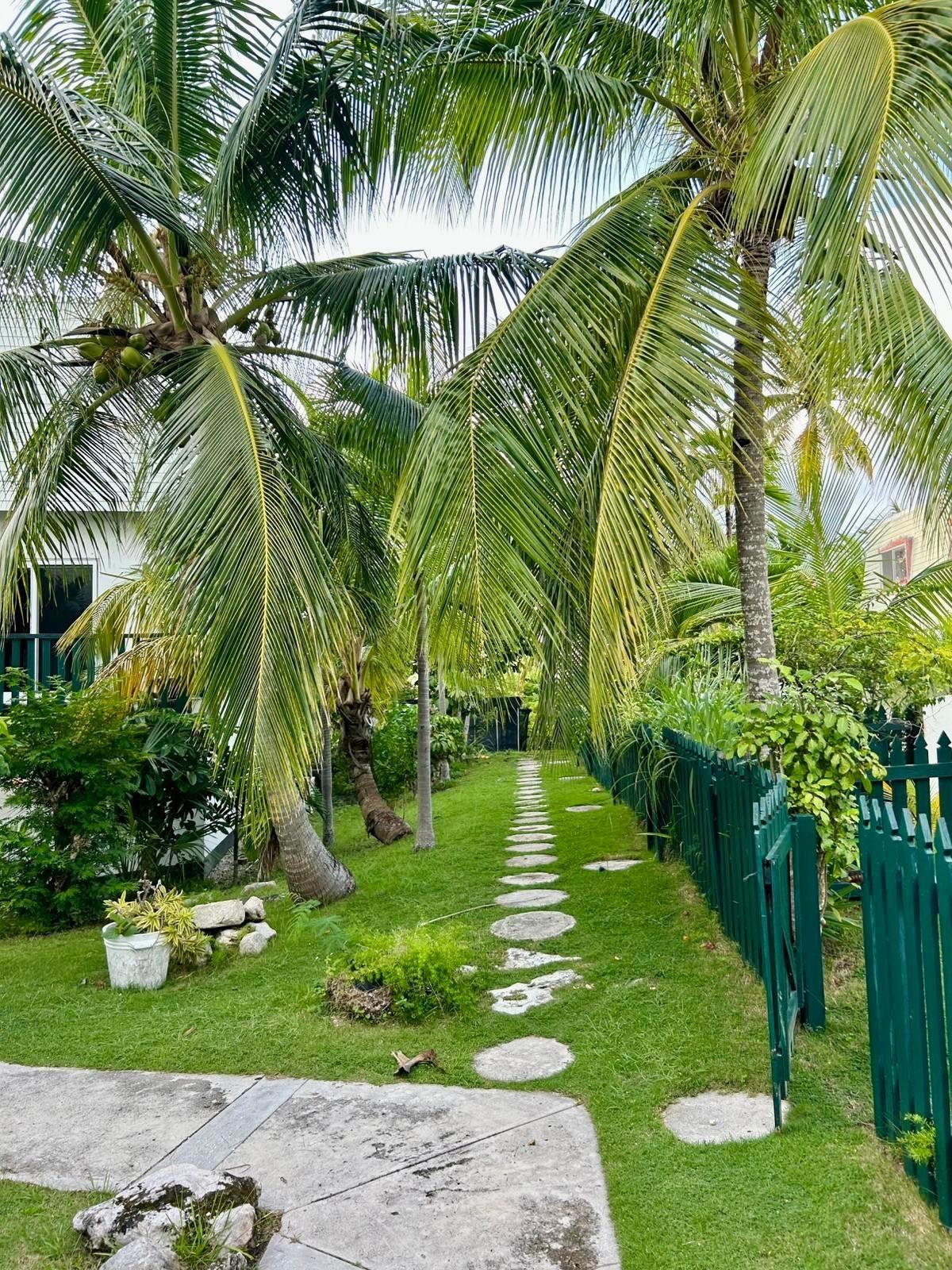 BAYVIEW SUITES