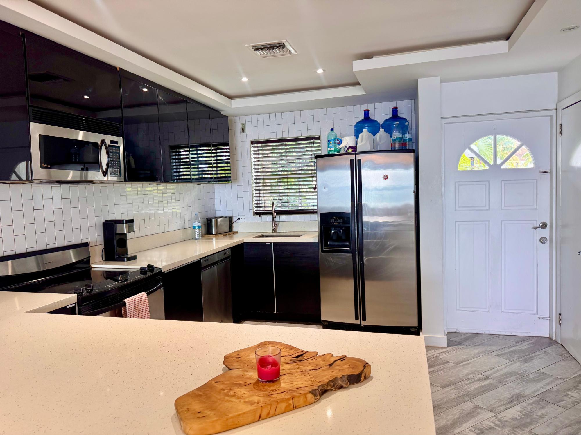 DELAPORTE CONDOMINIUM