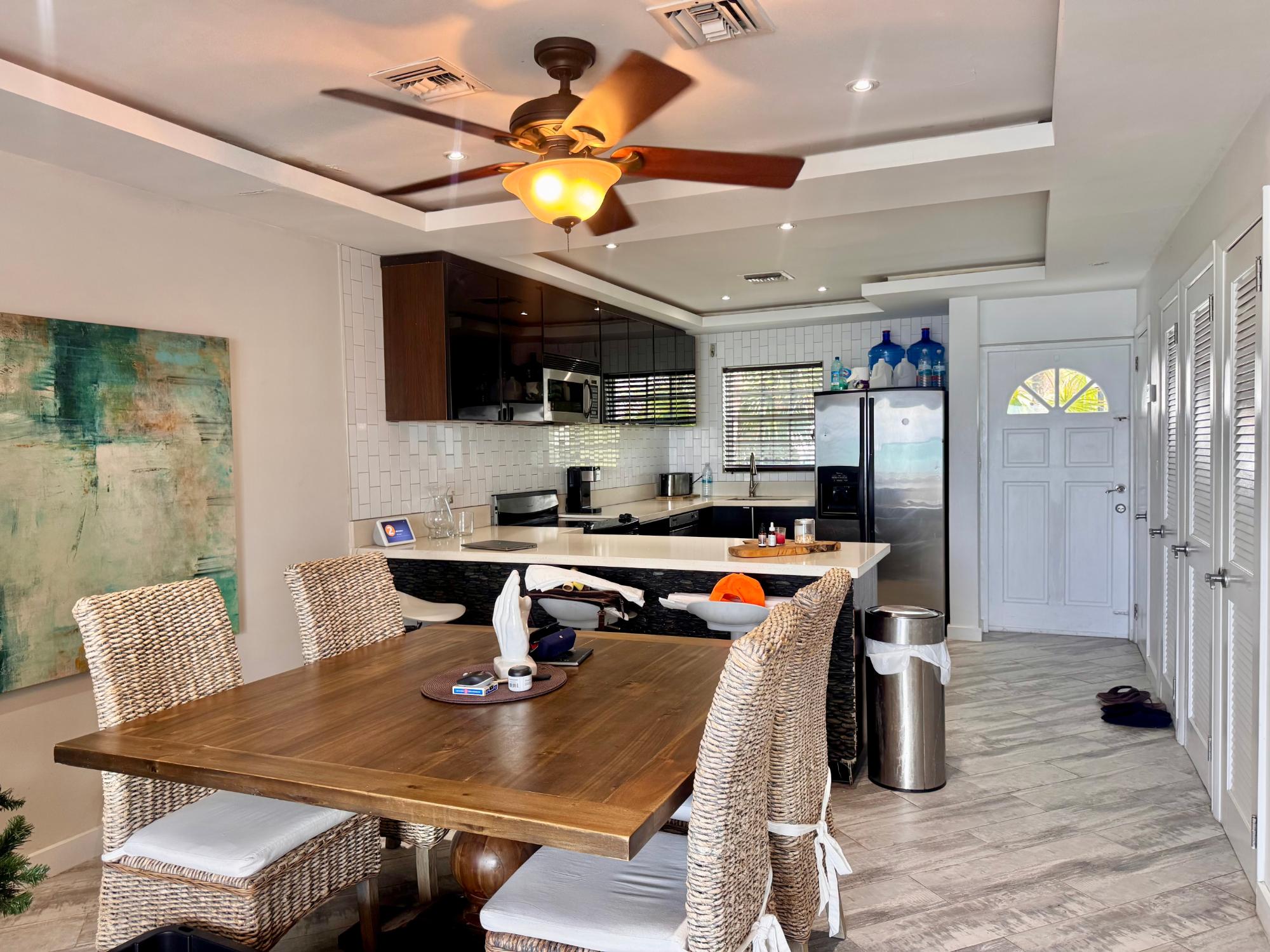 DELAPORTE CONDOMINIUM