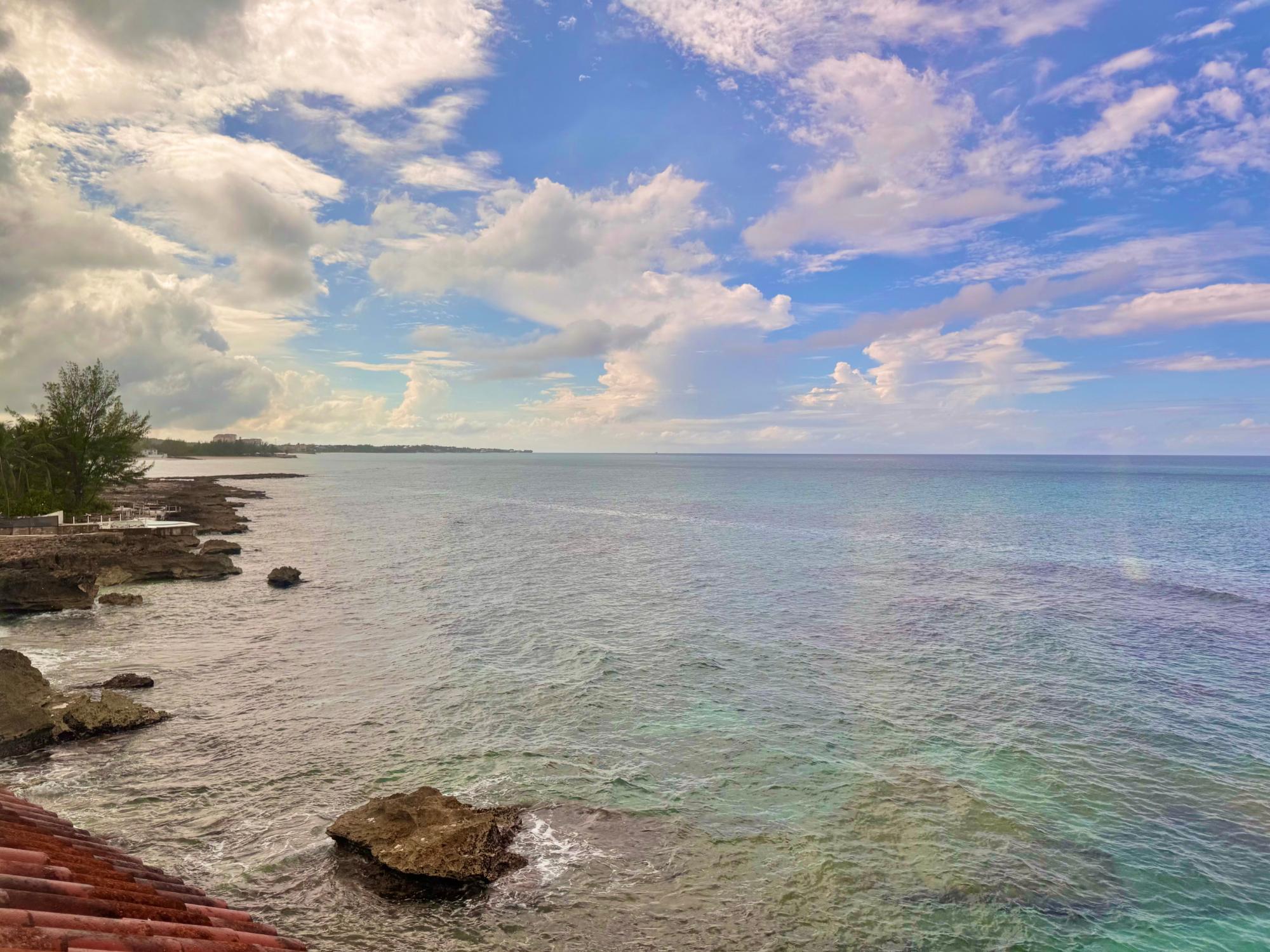 DELAPORTE CONDOMINIUM