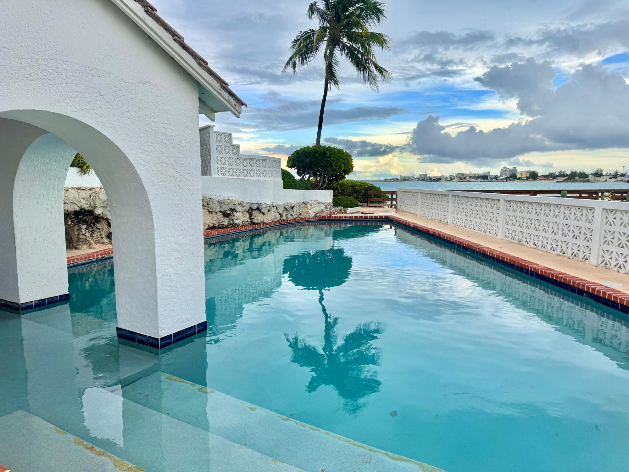 DELAPORTE CONDOMINIUM