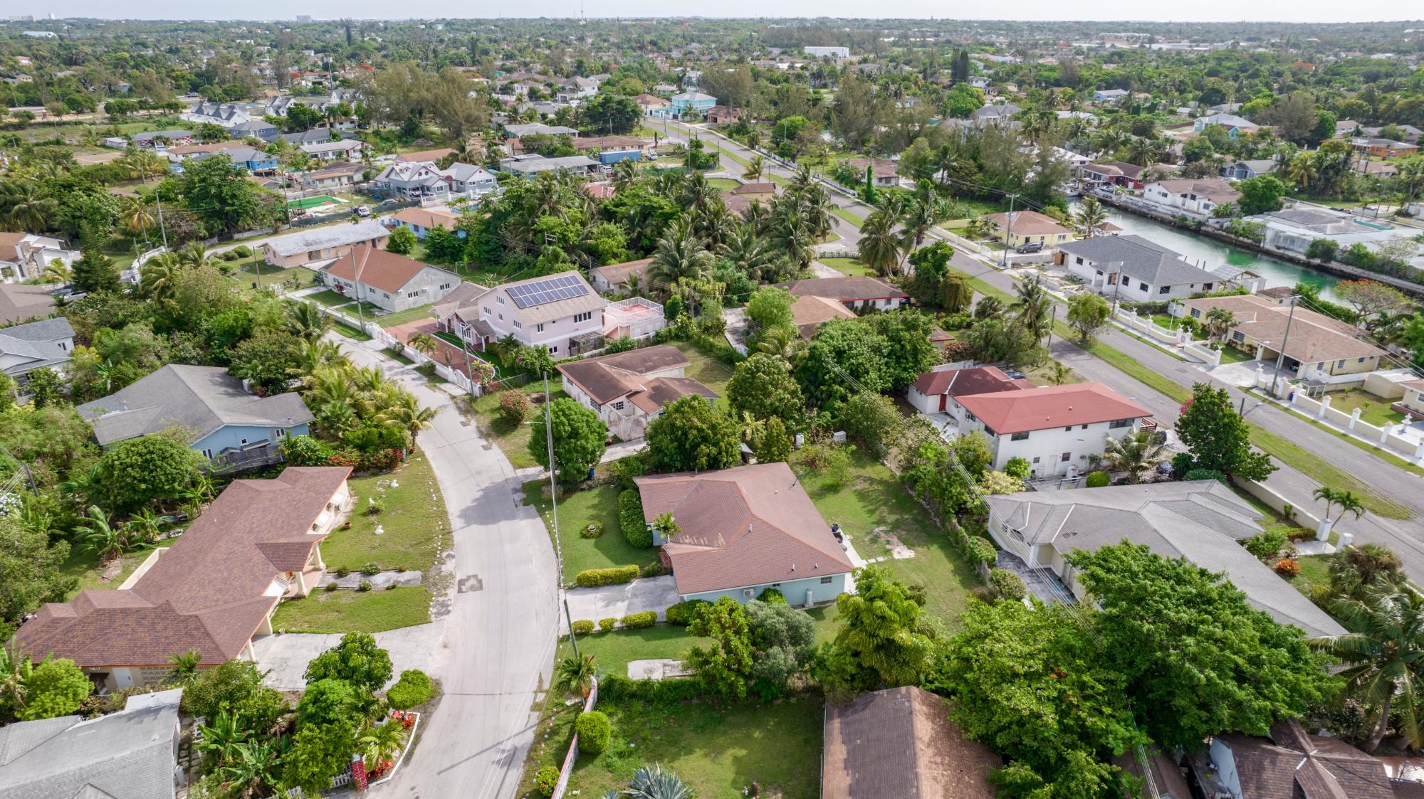 SEA BREEZE ESTATES