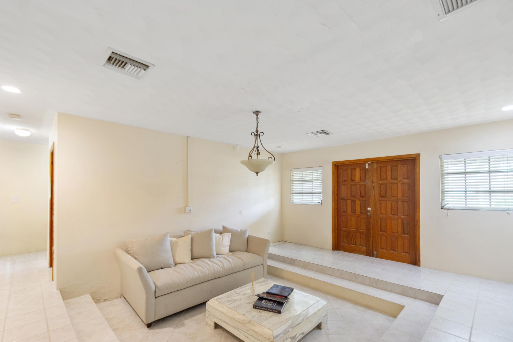 SEA BREEZE ESTATES