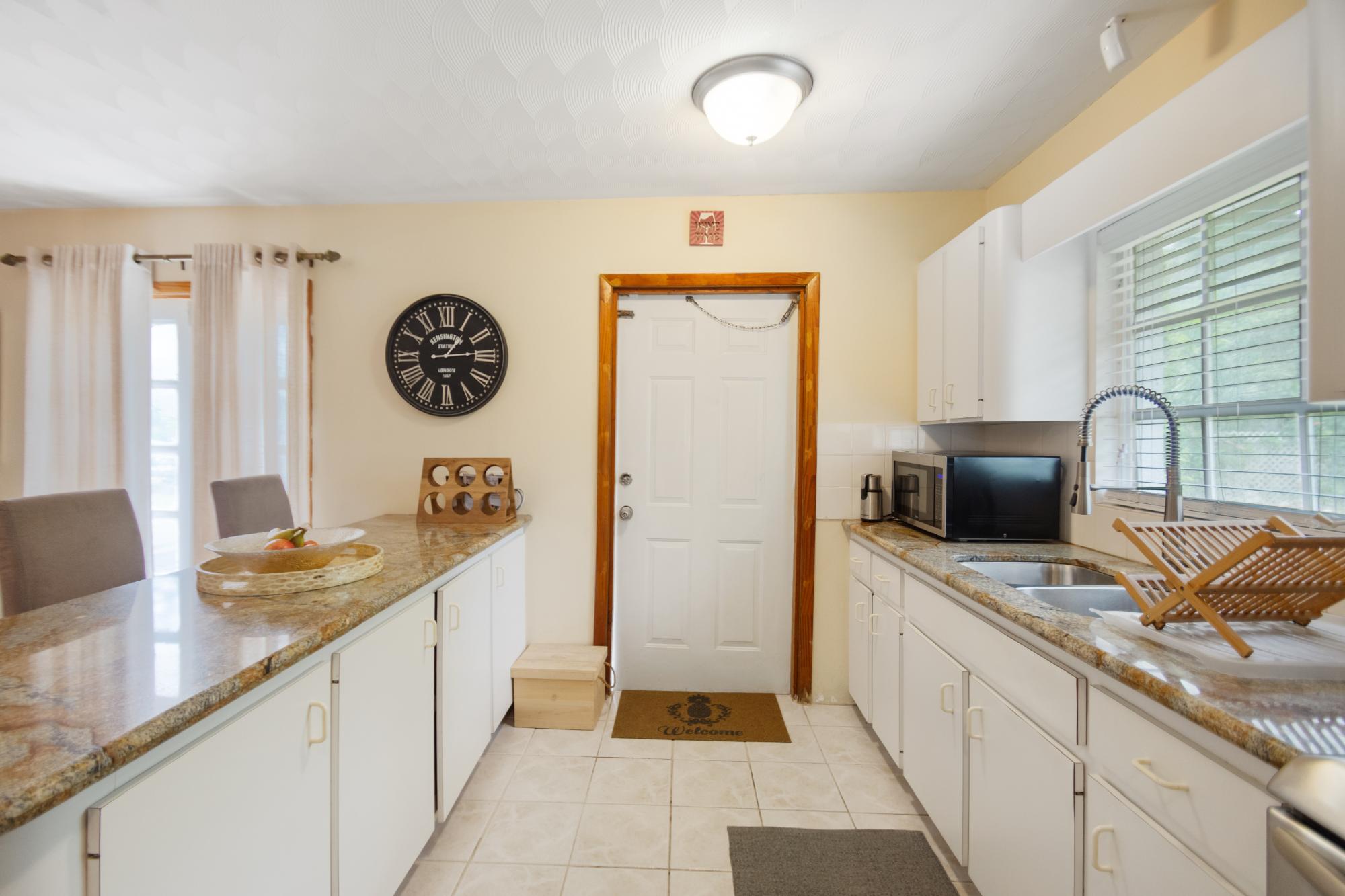 SEA BREEZE ESTATES