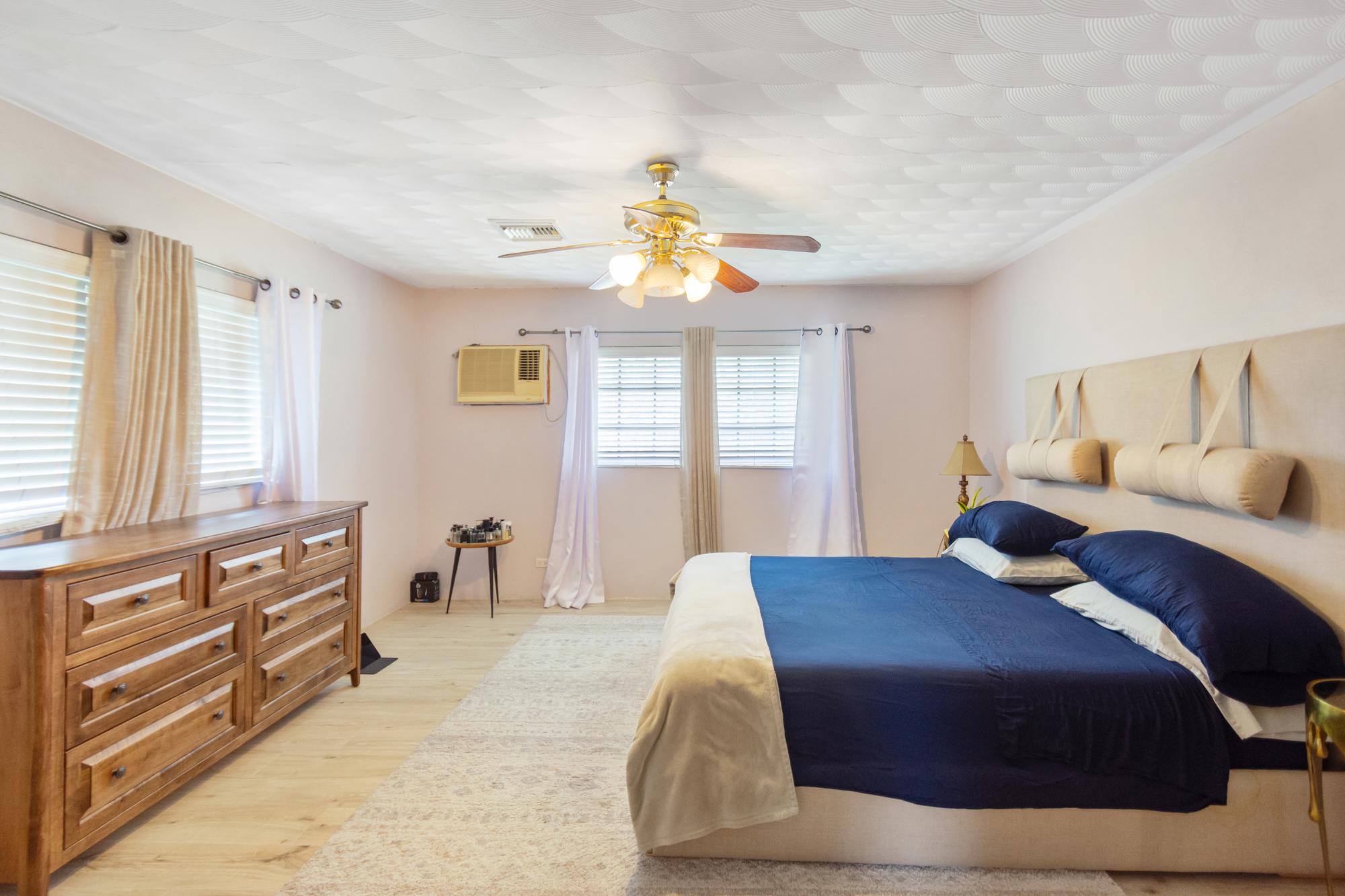 SEA BREEZE ESTATES