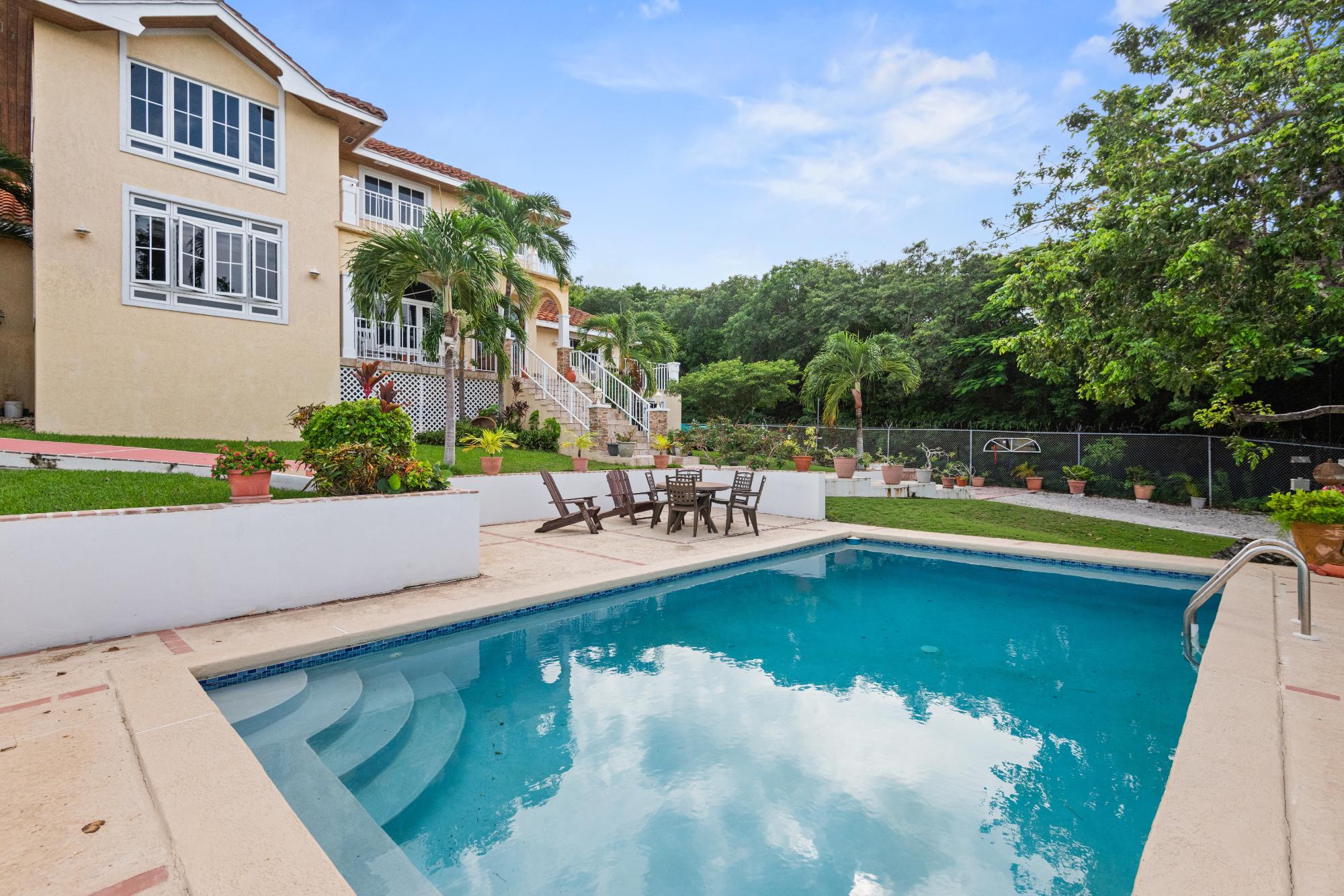 WESTRIDGE ESTATES