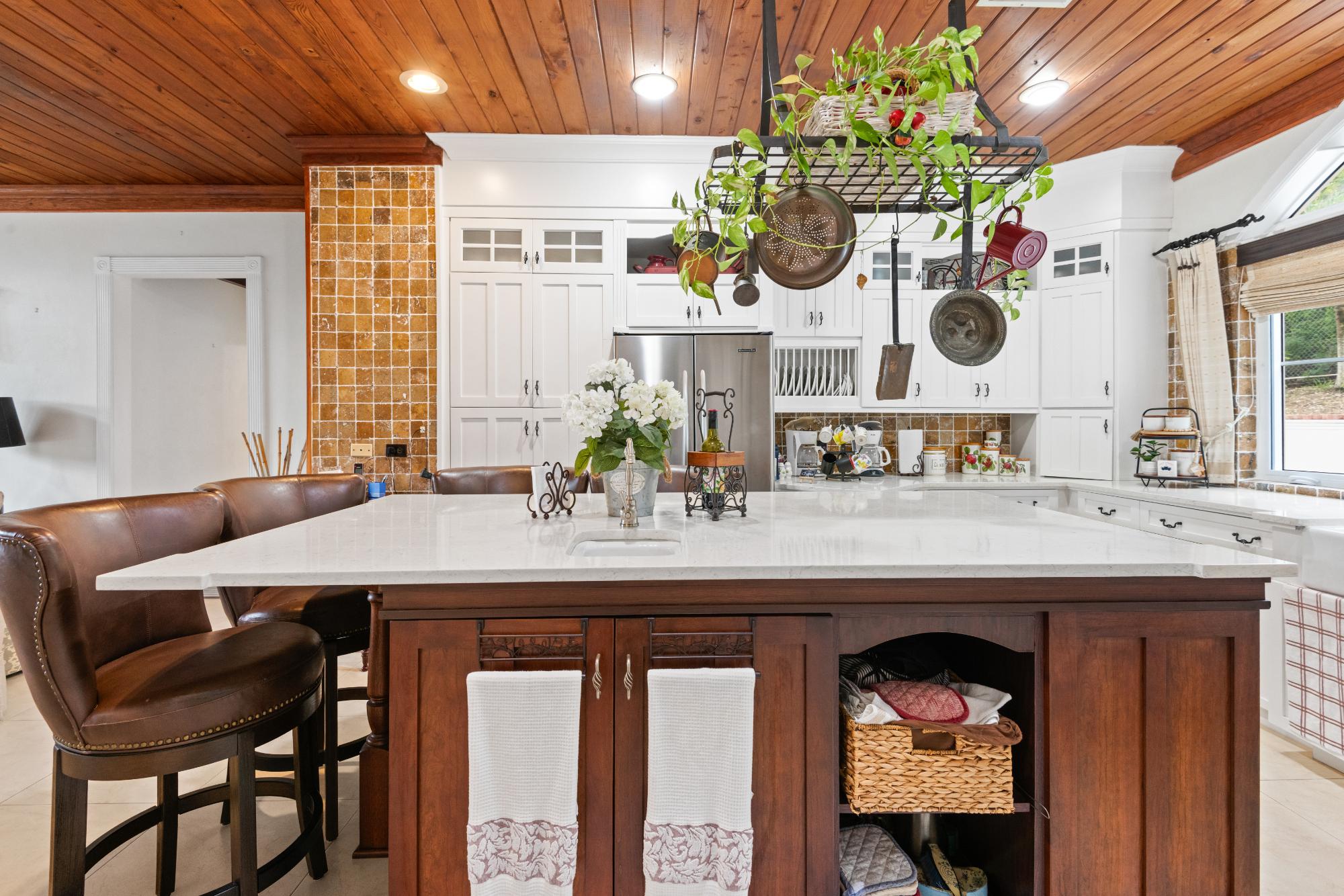 WESTRIDGE ESTATES