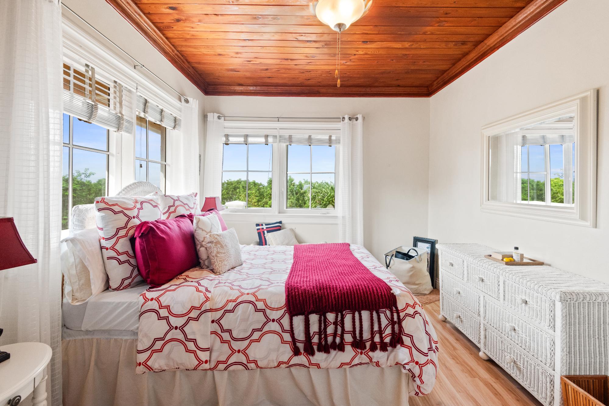 WESTRIDGE ESTATES