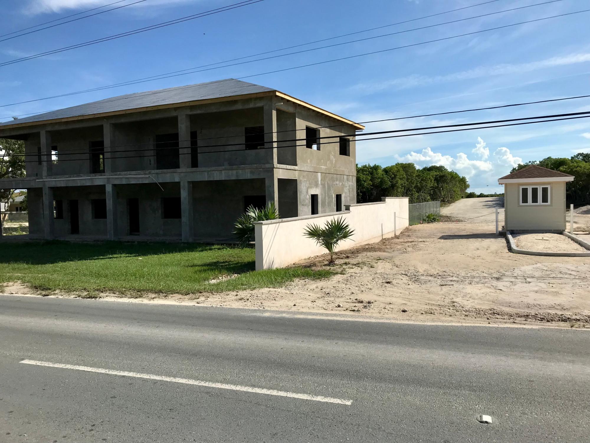 EXQUISITE PALMS LOT #5