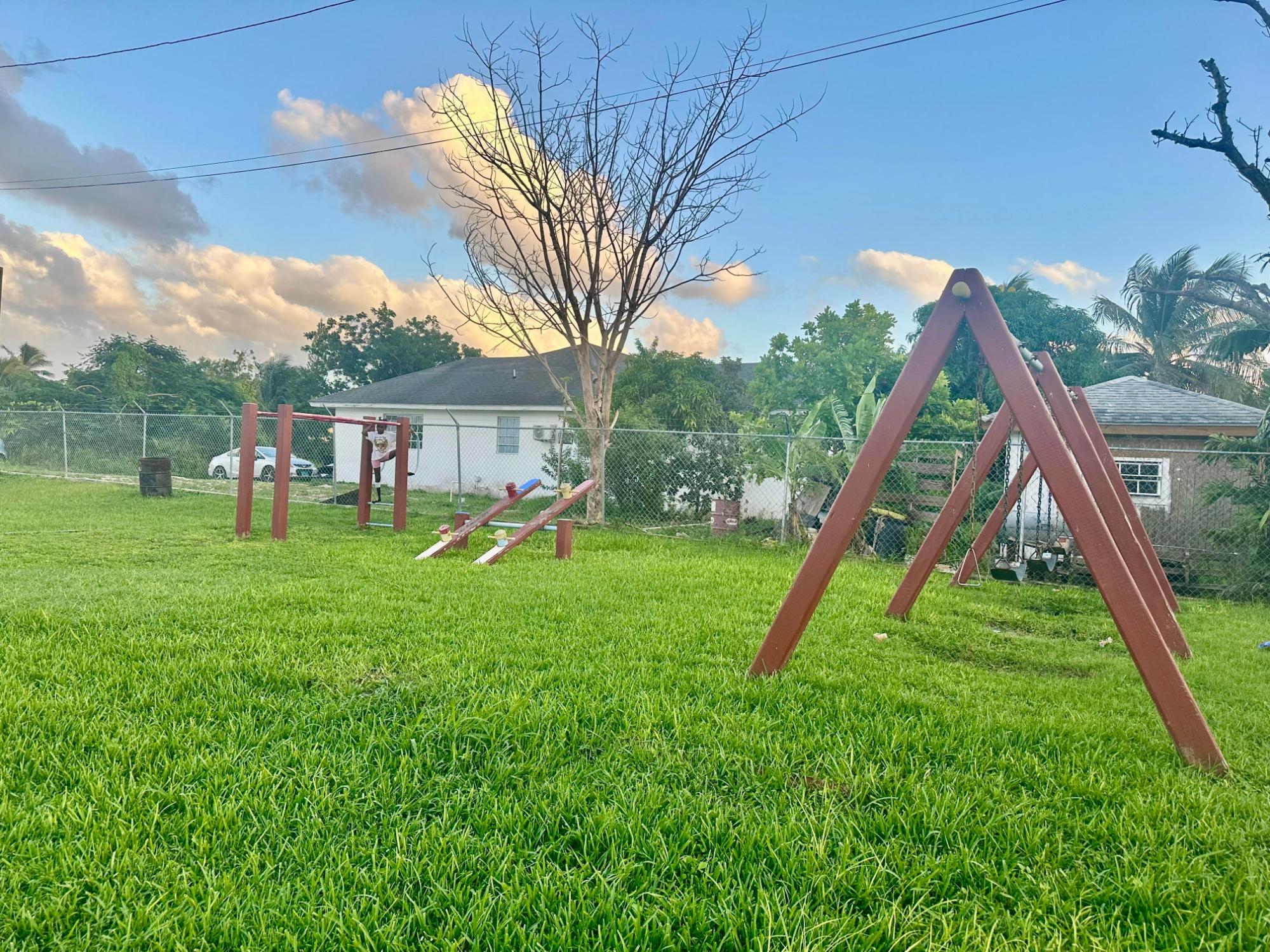 GARDEN HILLS VACANT LOT