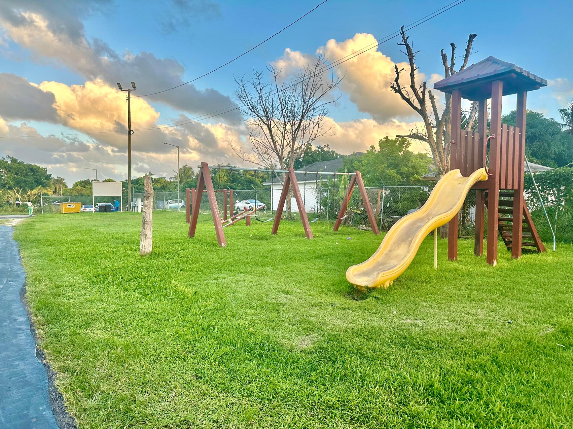 GARDEN HILLS VACANT LOT