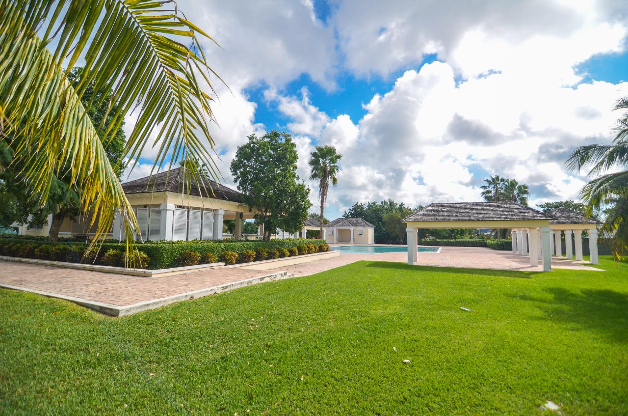 PEARL ROAD, WEST WINDS