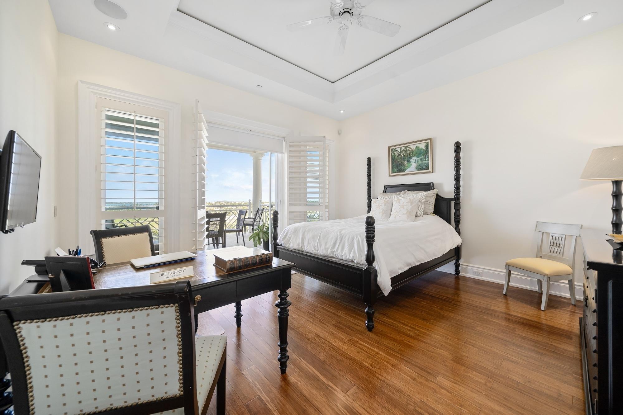 OCEAN CLUB RESIDENCES