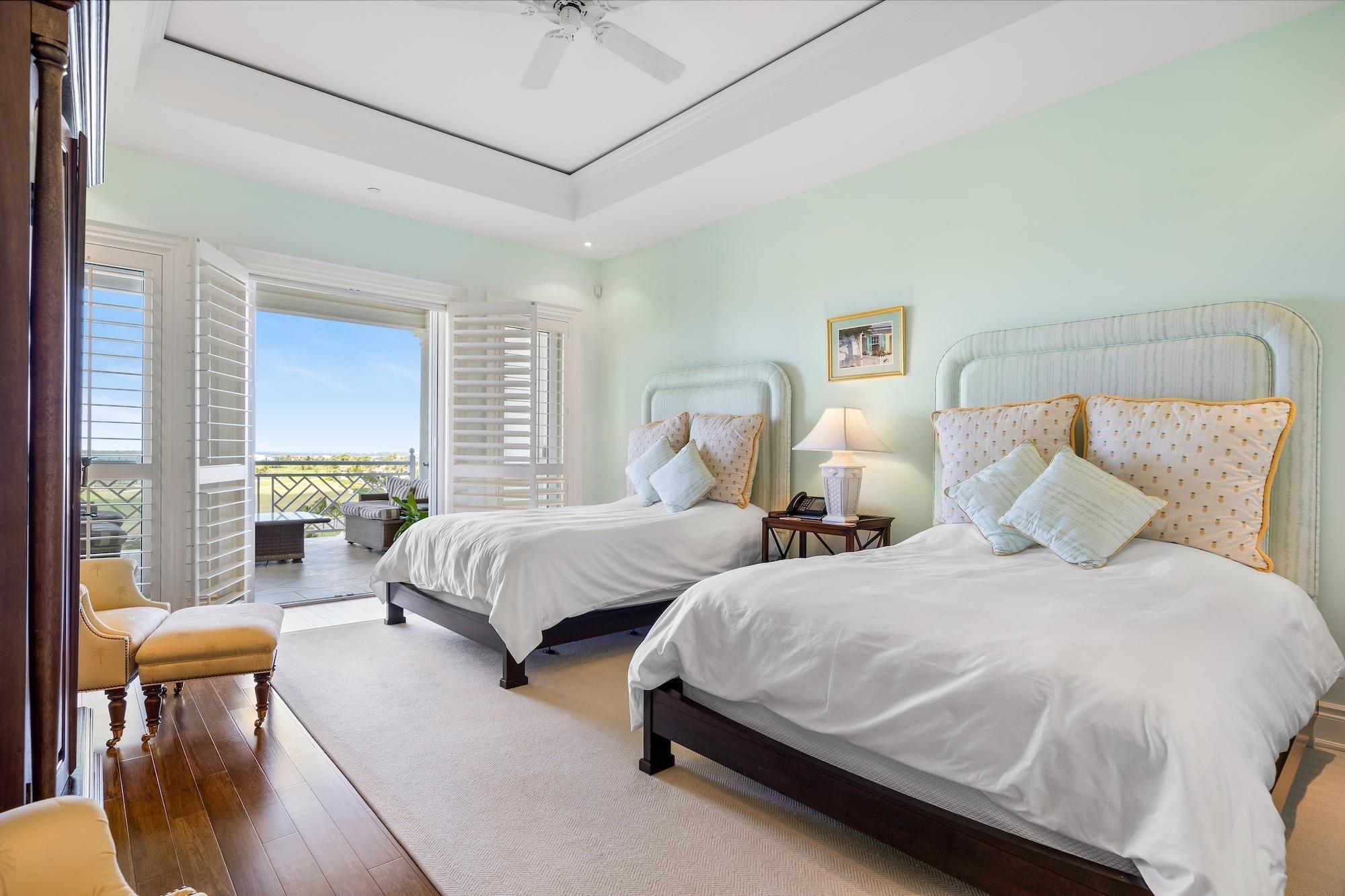 OCEAN CLUB RESIDENCES