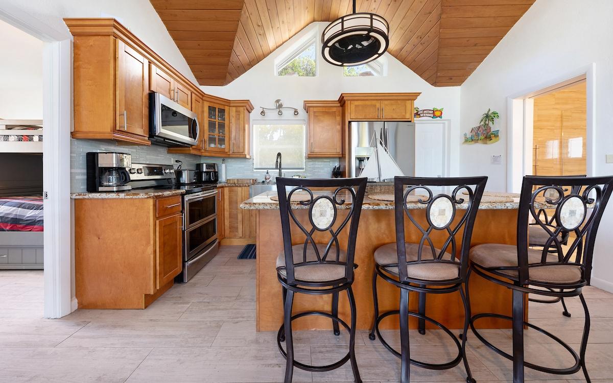 WANDERING SHORE DRIVE