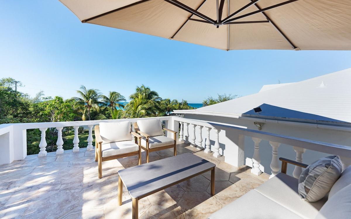 WANDERING SHORE DRIVE