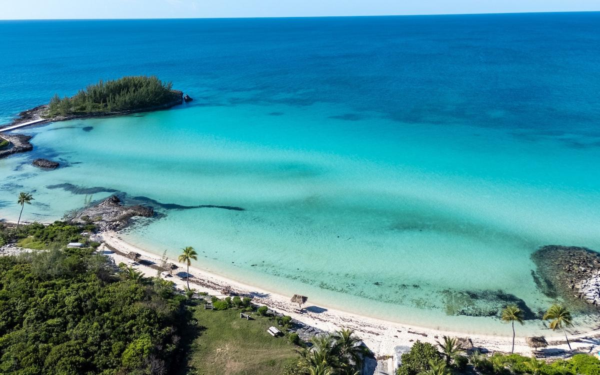 WANDERING SHORE DRIVE