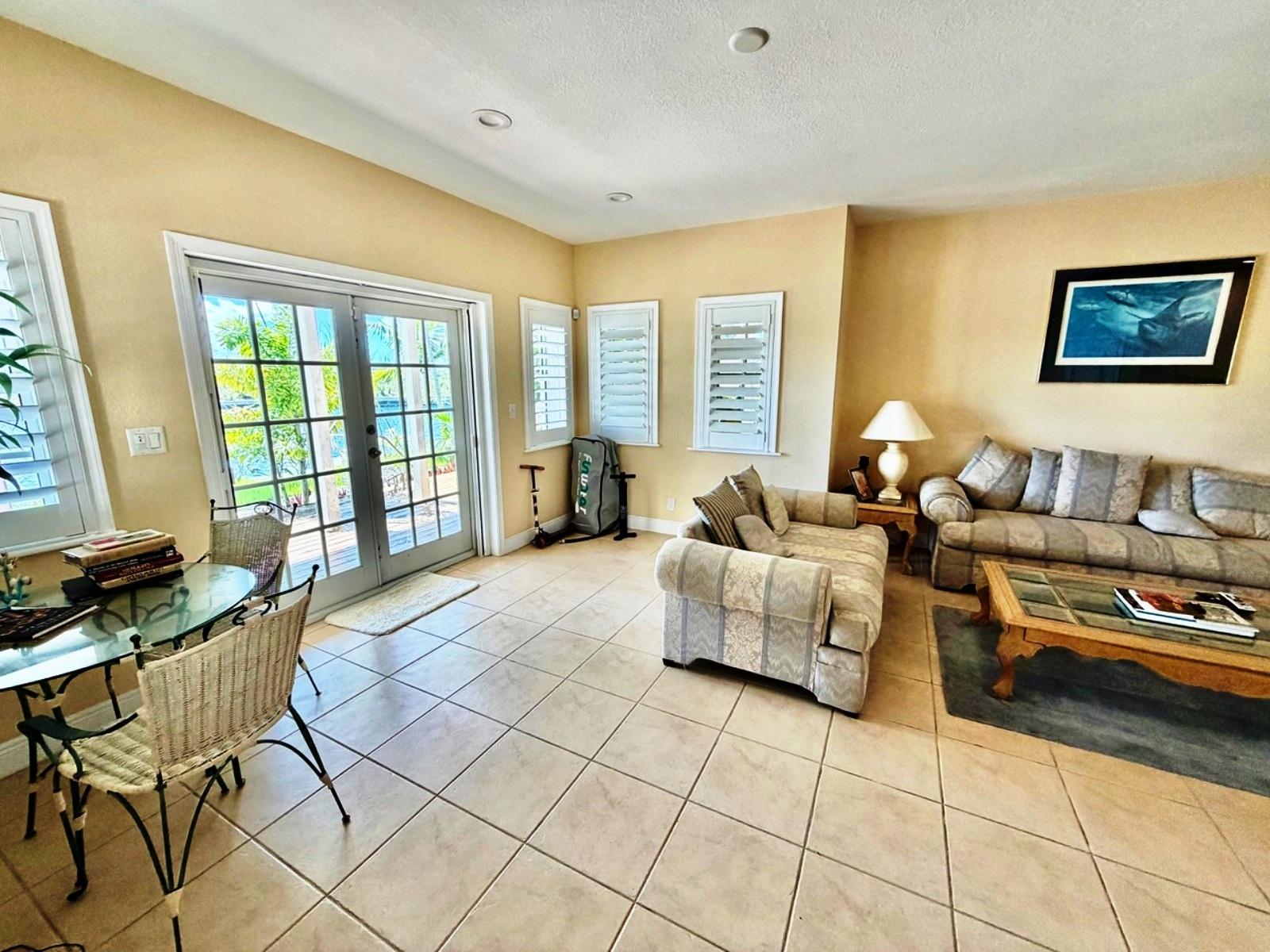 10 ALPINE LANE, PINE BAY