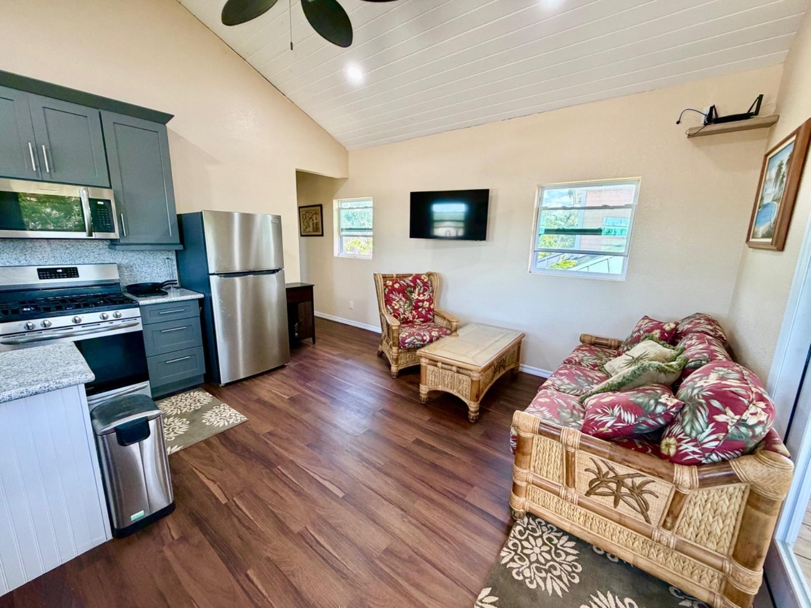 10 ALPINE LANE, PINE BAY