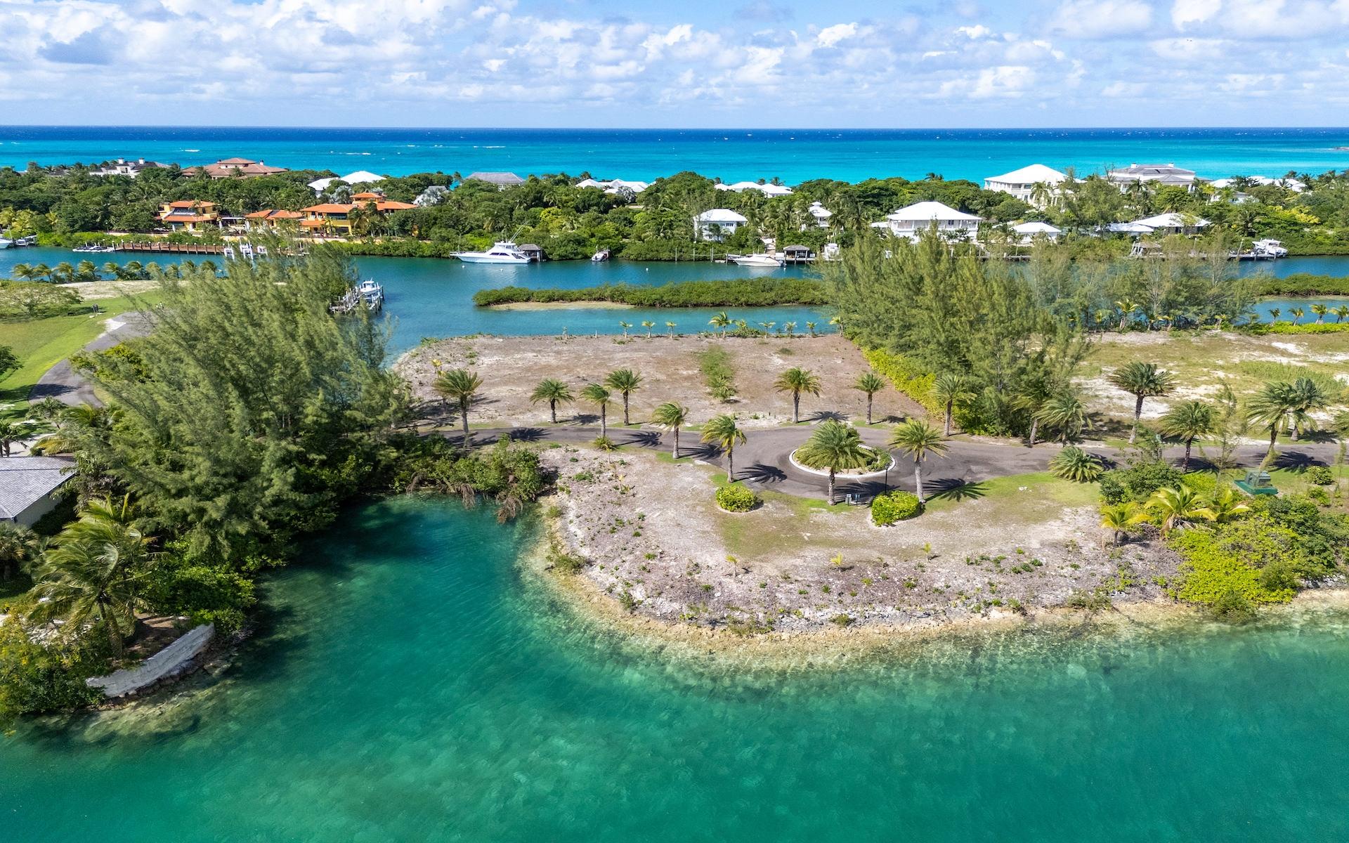 LOT 13/14, FINCASTLE IS.