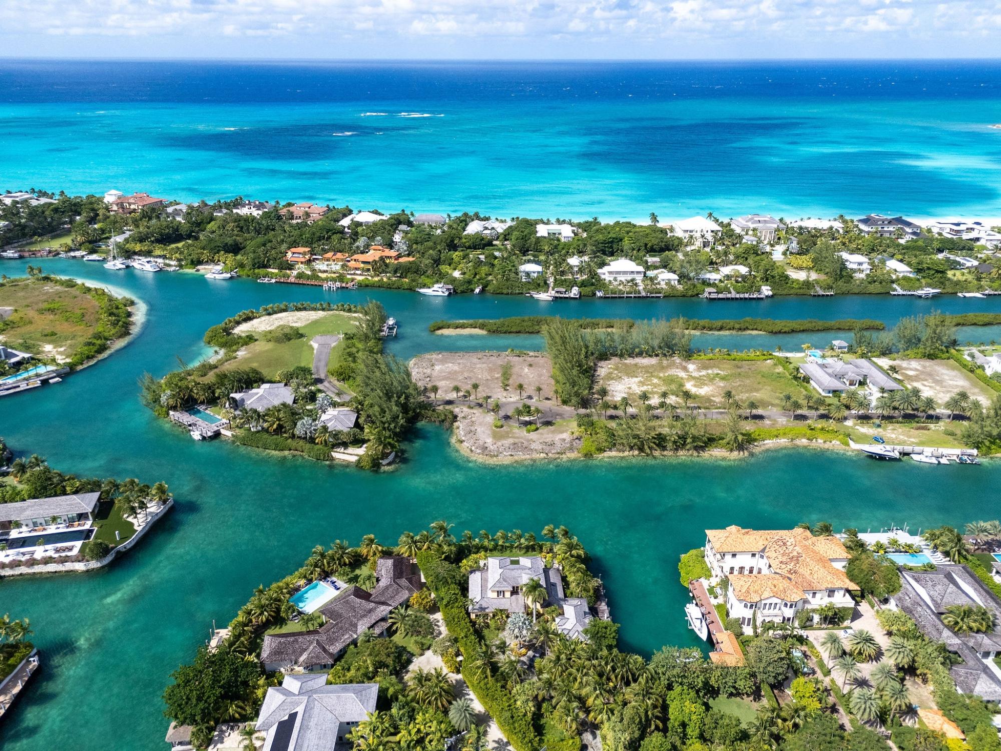 LOT 13/14, FINCASTLE IS.